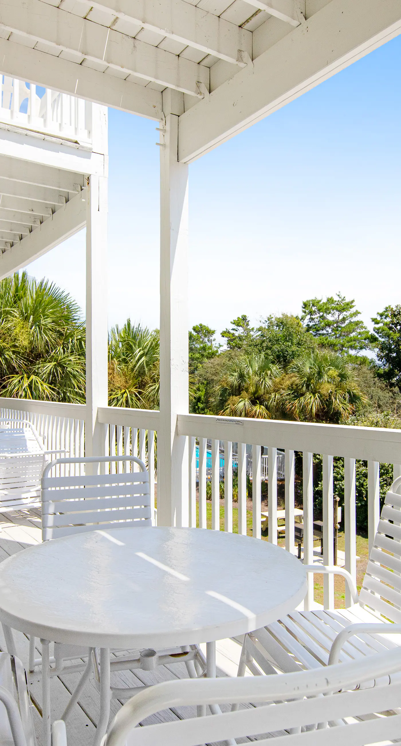 Dog-friendly townhome with pool, hot tub & tennis - walk to beach