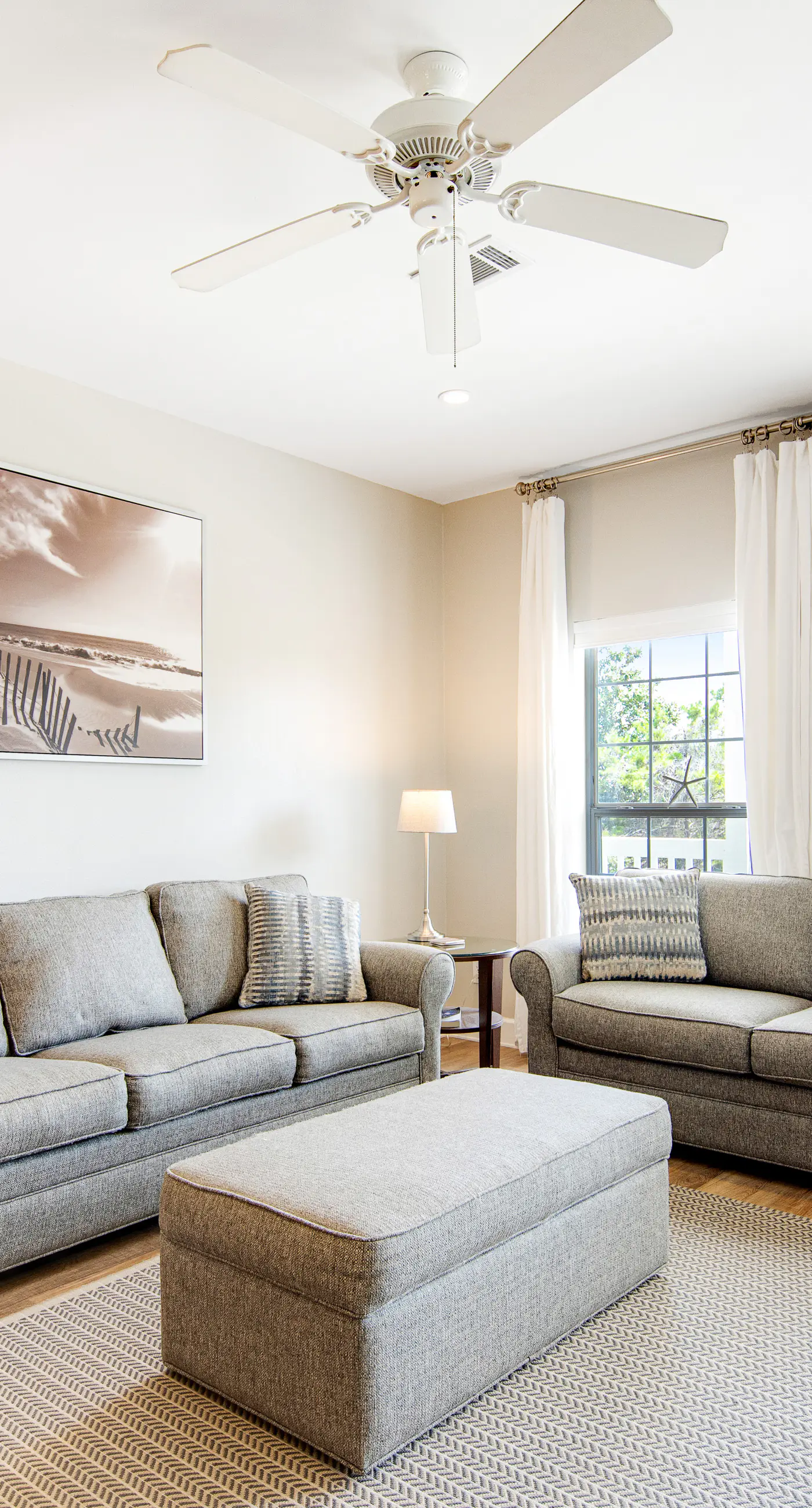 Dog-friendly townhome with pool, hot tub & tennis - walk to beach