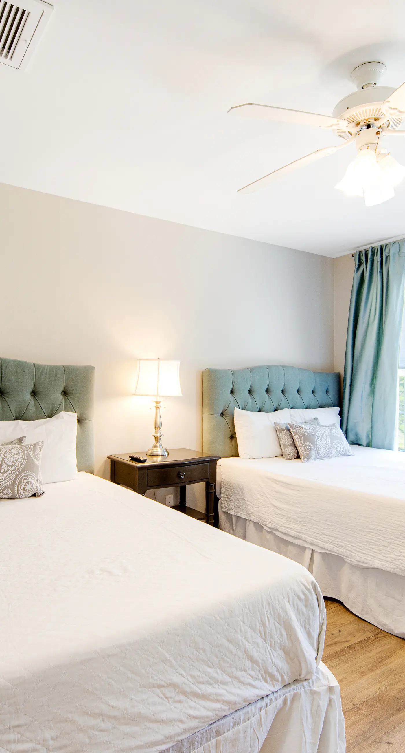 Dog-friendly townhome with pool, hot tub & tennis - walk to beach