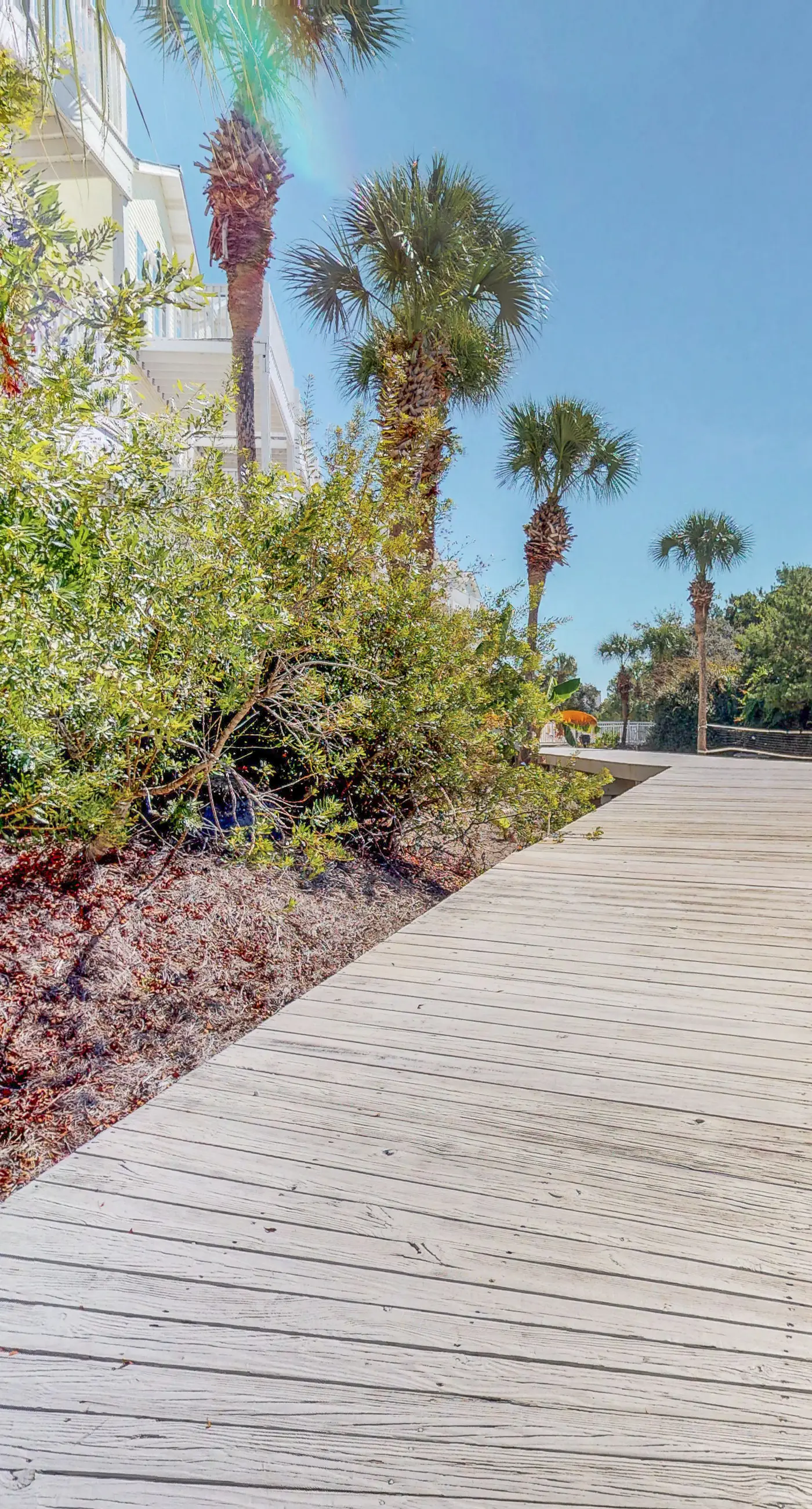 Dog-friendly townhome with pool, hot tub & tennis - walk to beach