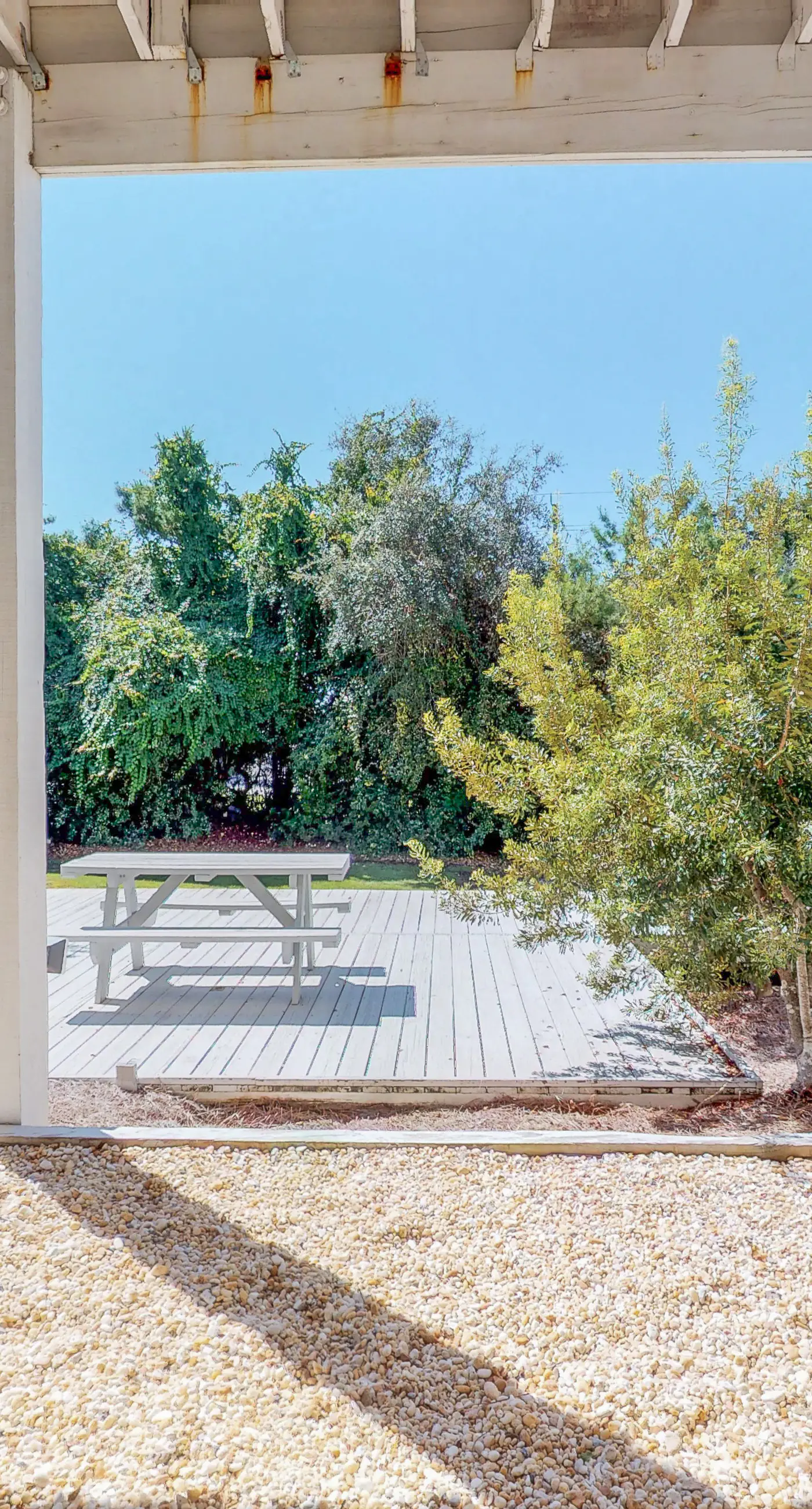 Dog-friendly townhome with pool, hot tub & tennis - walk to beach