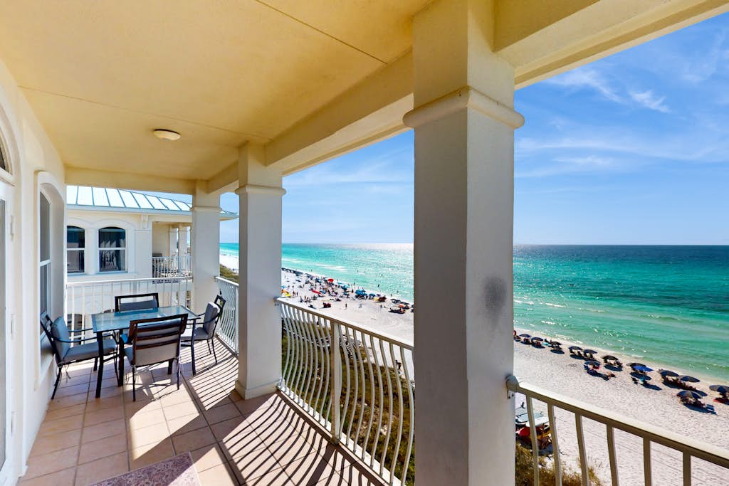 Beachfront escape w/ sweeping ocean views & shared pool - snowbirds welcome!