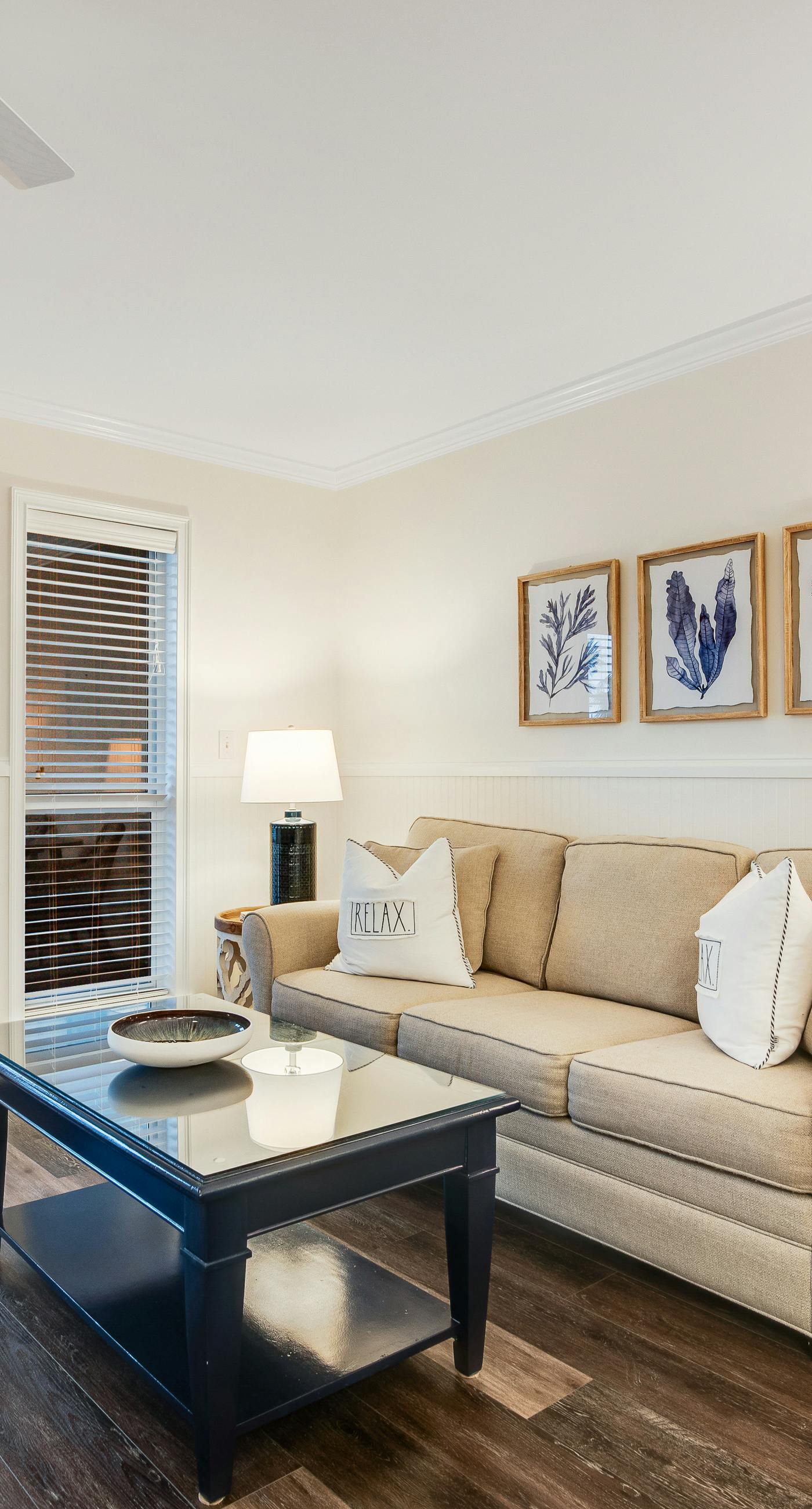 Charming condo near the beach, with community pools and hot tub