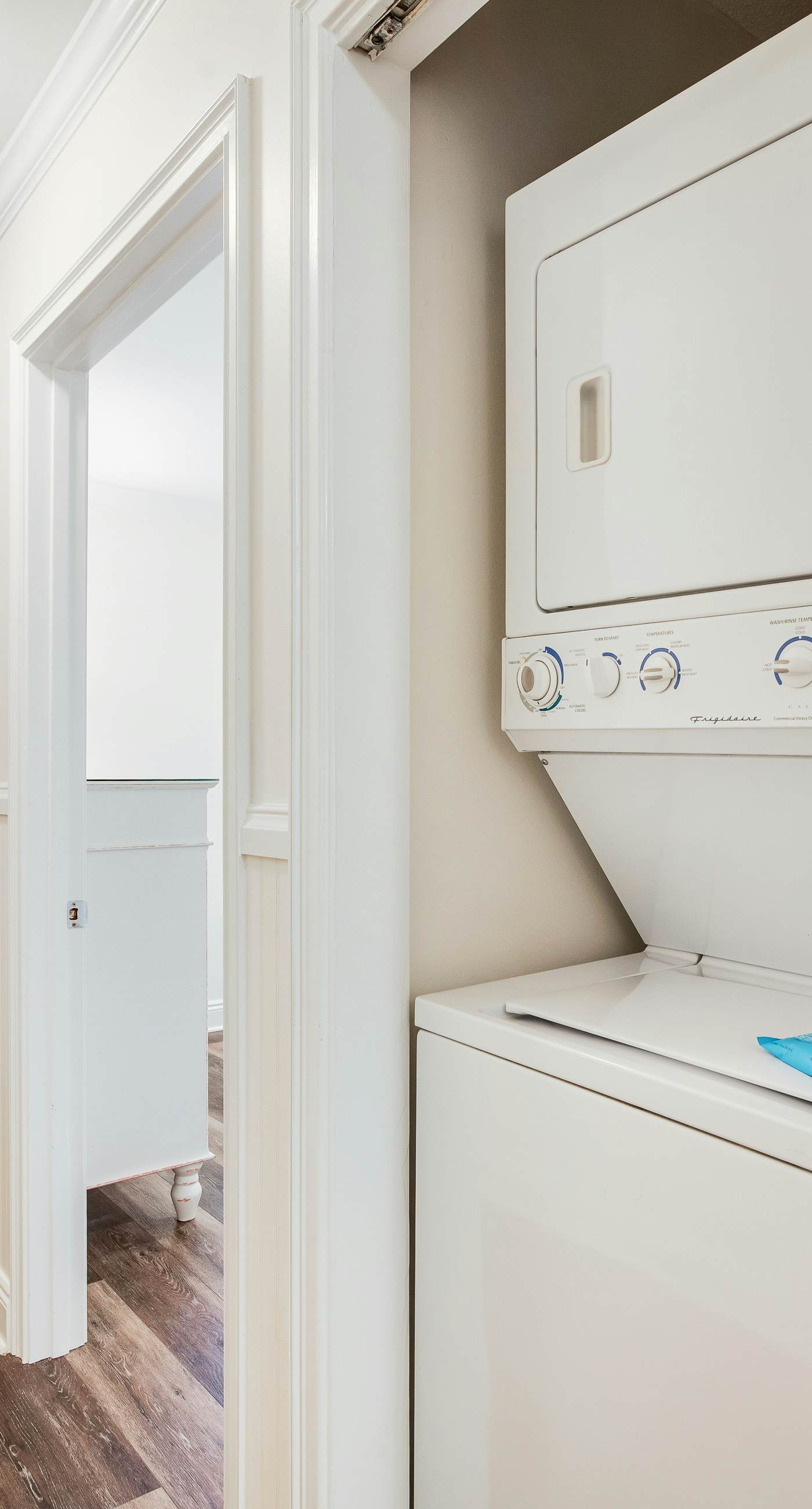 Charming condo near the beach, with community pools and hot tub