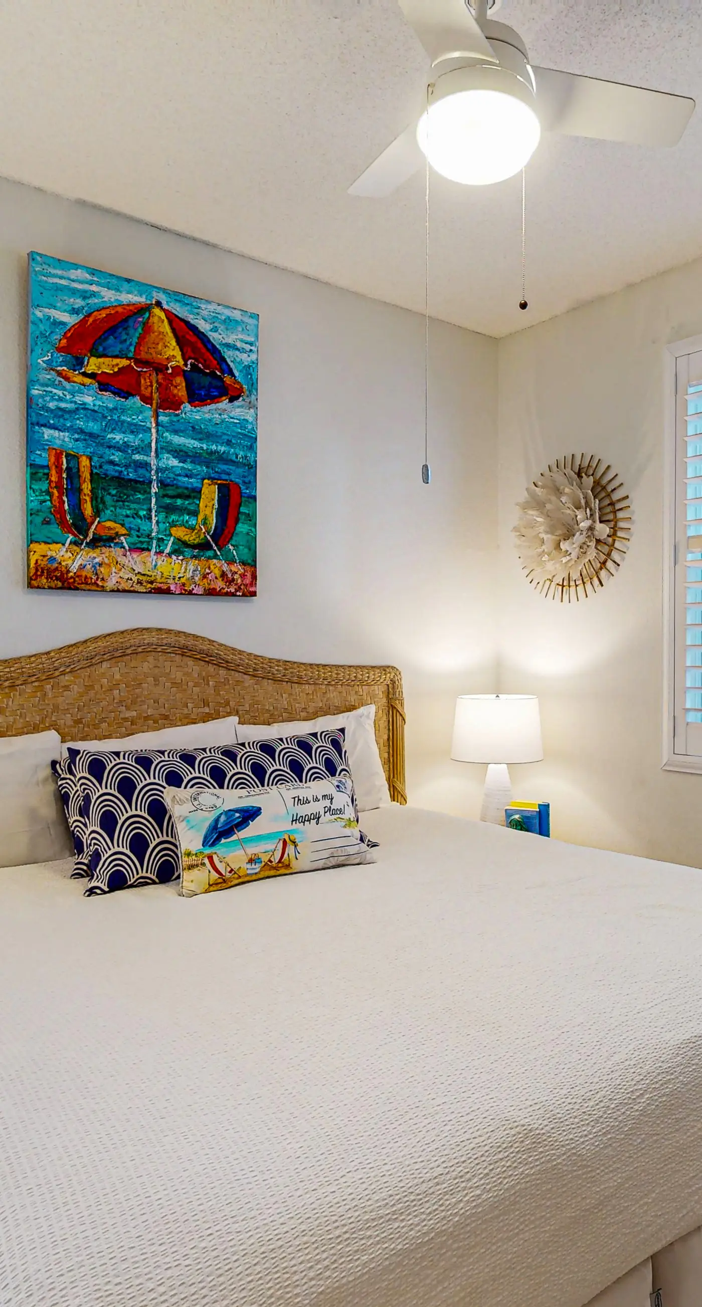 Adorable 3rd-floor cabana with gorgeous view from balcony, pool and hot tub access