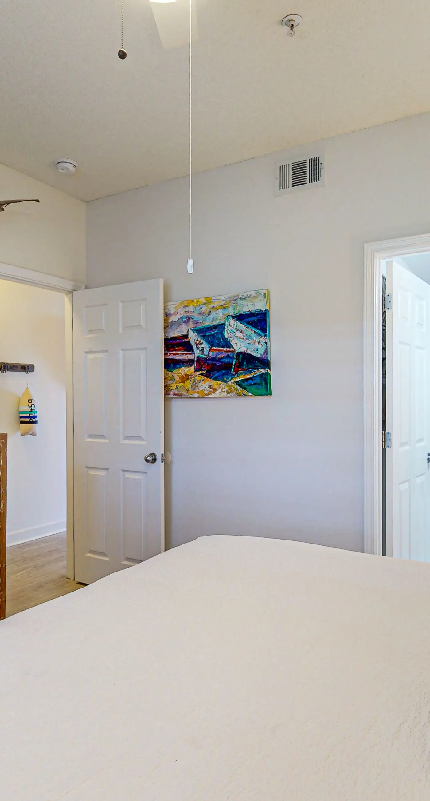 Adorable 3rd-floor cabana with gorgeous view from balcony, pool and hot tub access