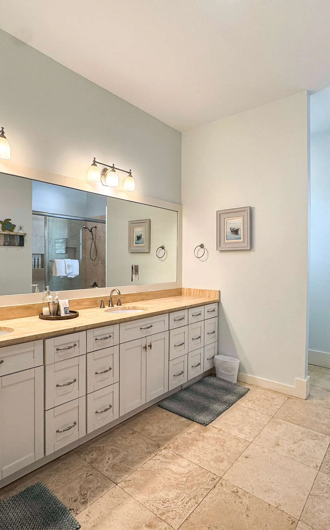 Nautical home in coastal community close to beaches and shopping