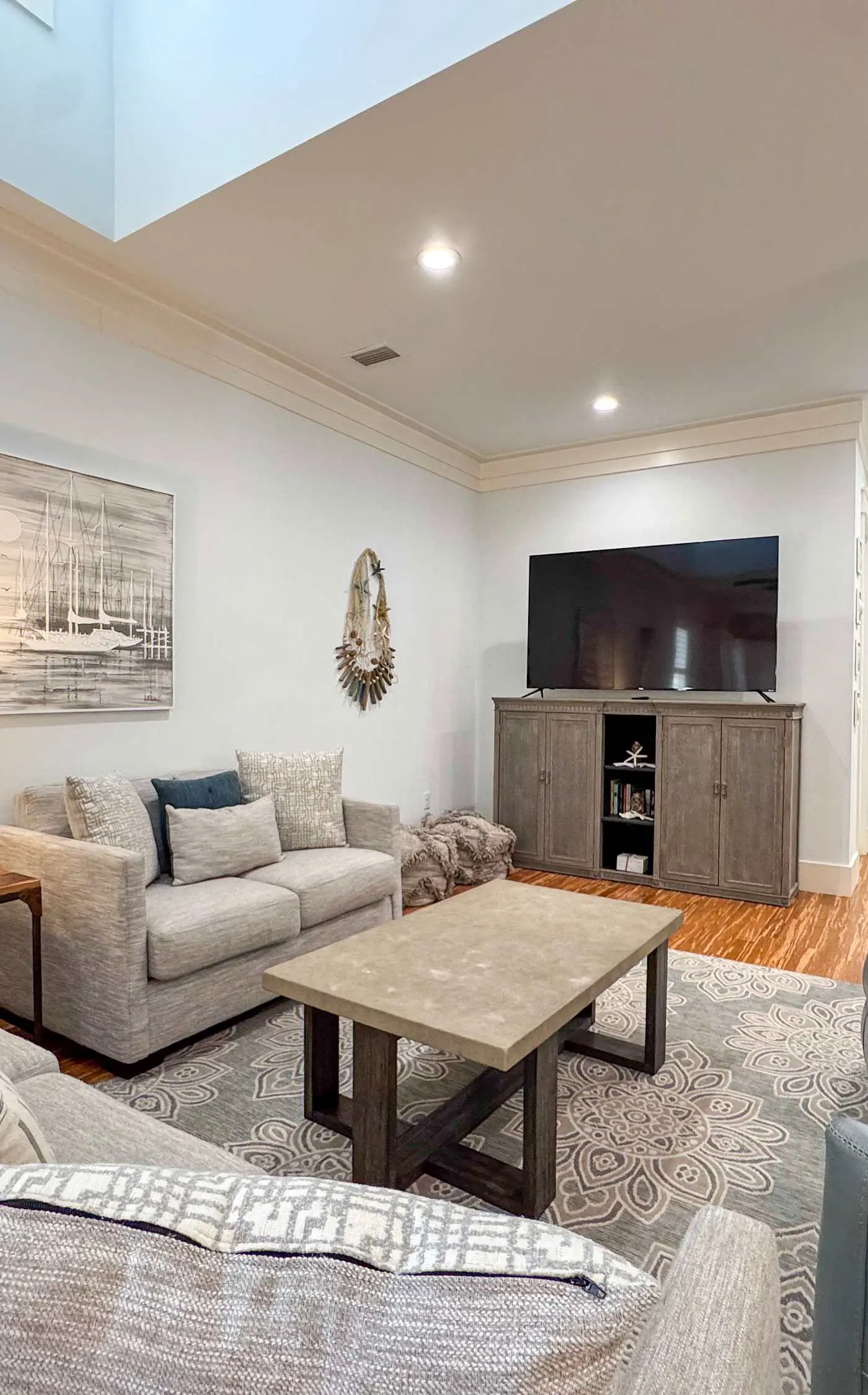 Nautical home in coastal community close to beaches and shopping