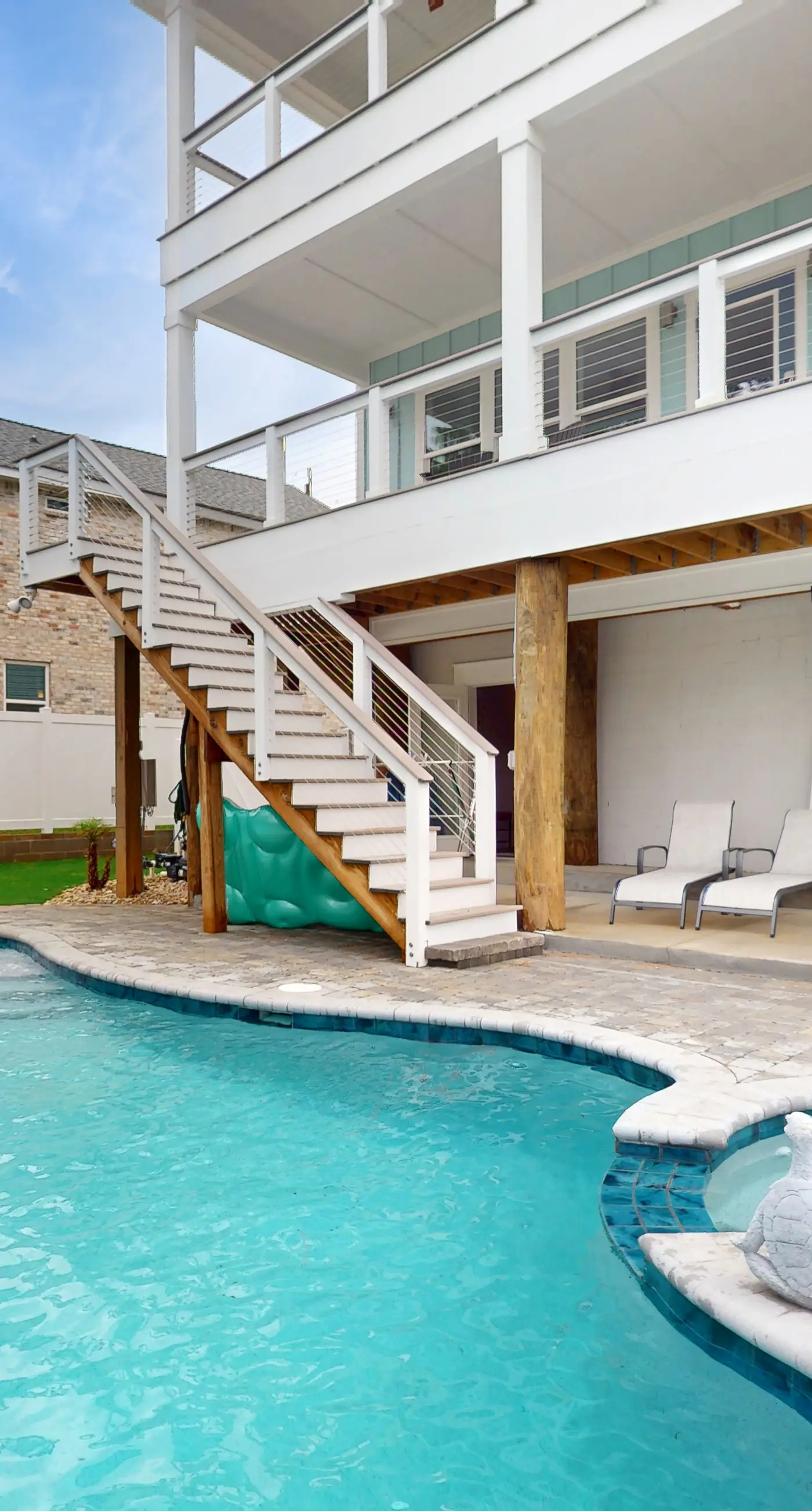 Gorgeous coastal home with private pool and close to beach and golf privileges