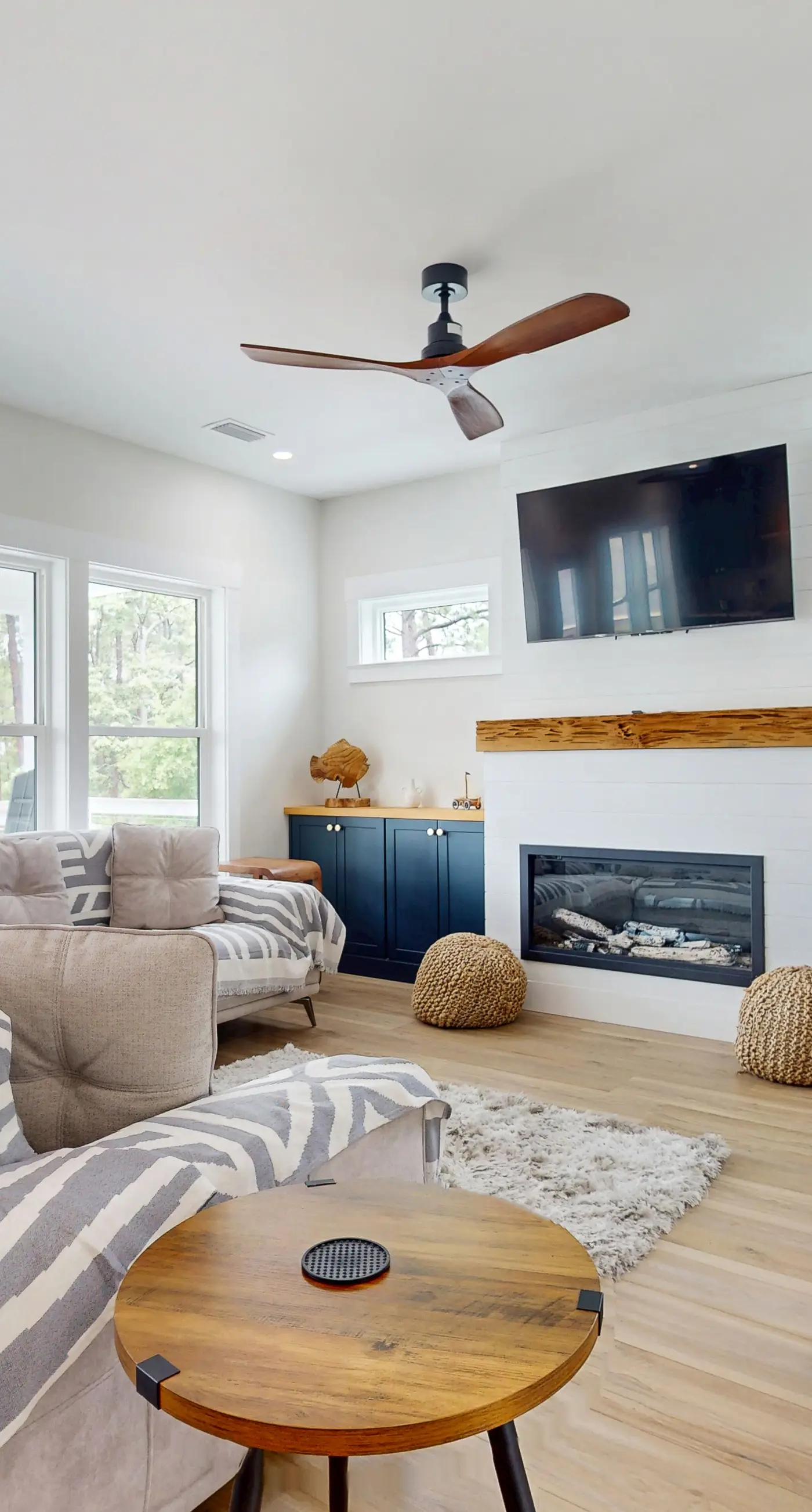 Gorgeous coastal home with private pool and close to beach and golf privileges