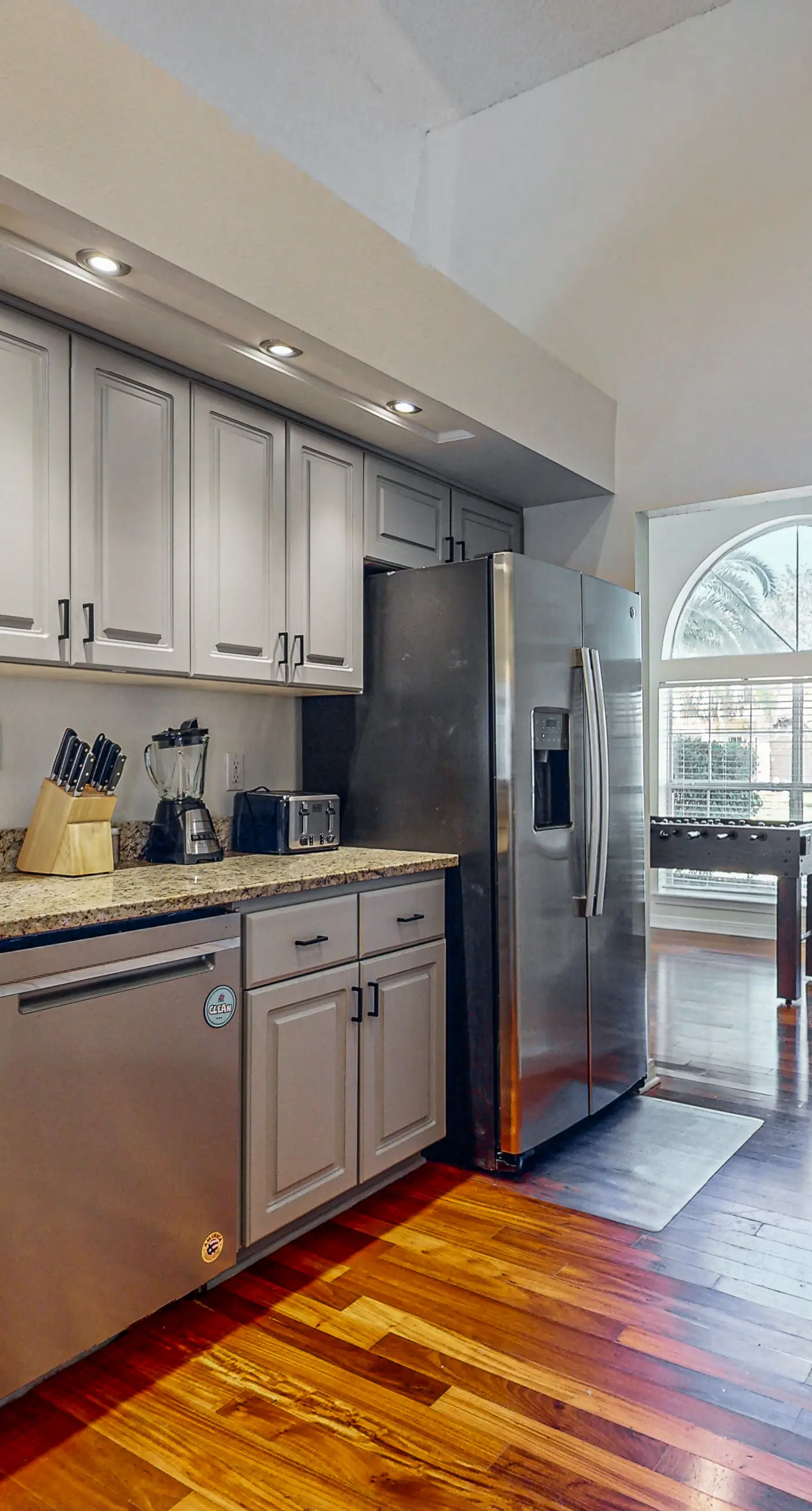 Single-level home with fenced yard, private pool & washer&dryer