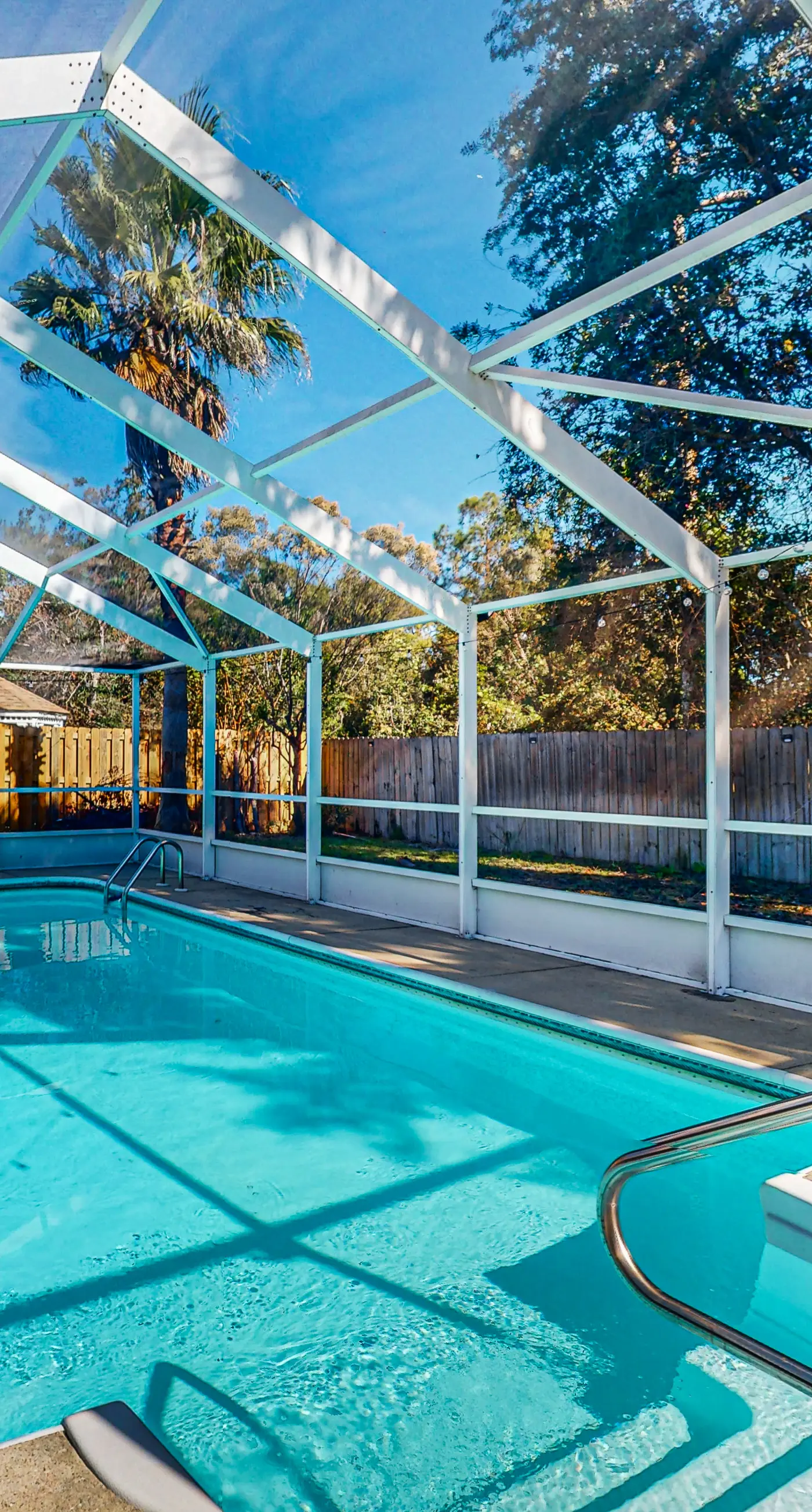 Single-level home with fenced yard, private pool & washer&dryer