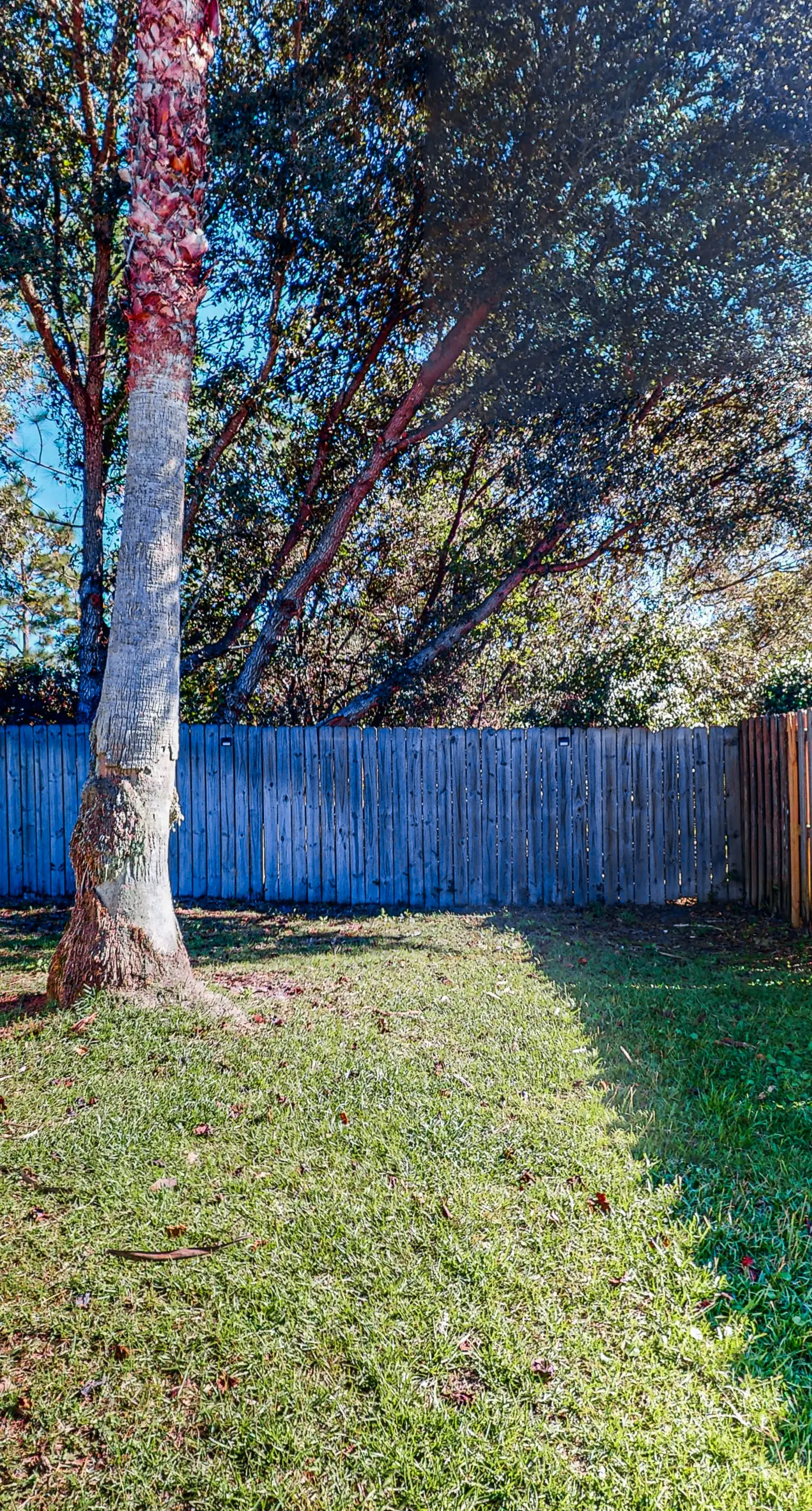 Single-level home with fenced yard, private pool & washer&dryer