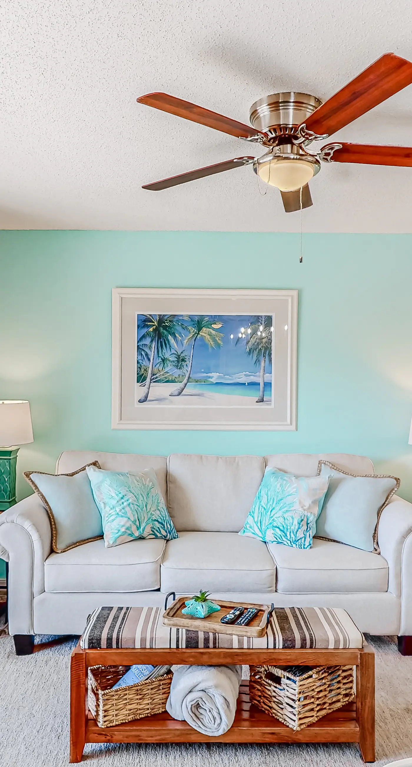 Pet-friendly, pools, hot tub & balcony with Gulf-side calm