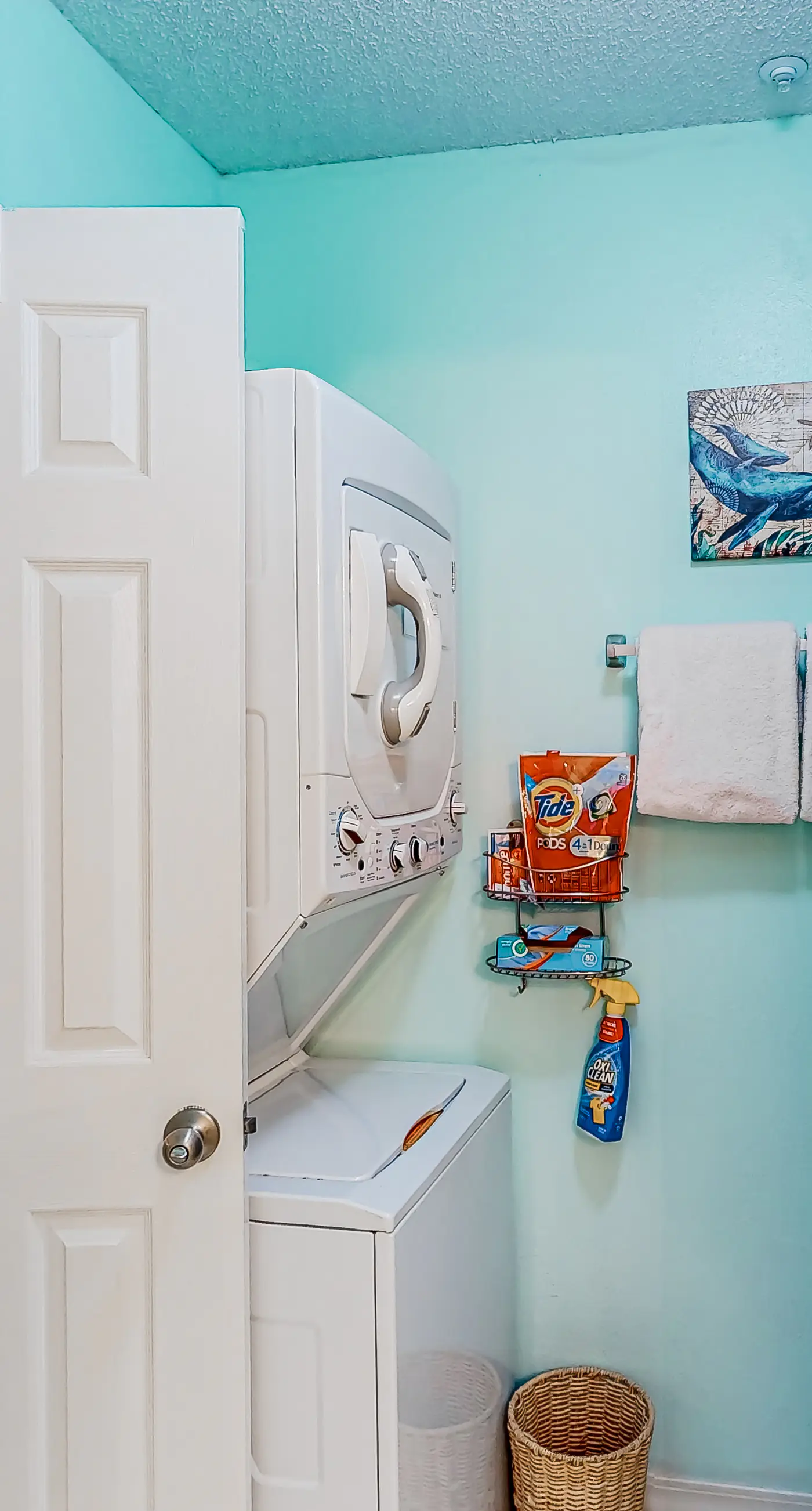 Pet-friendly, pools, hot tub & balcony with Gulf-side calm