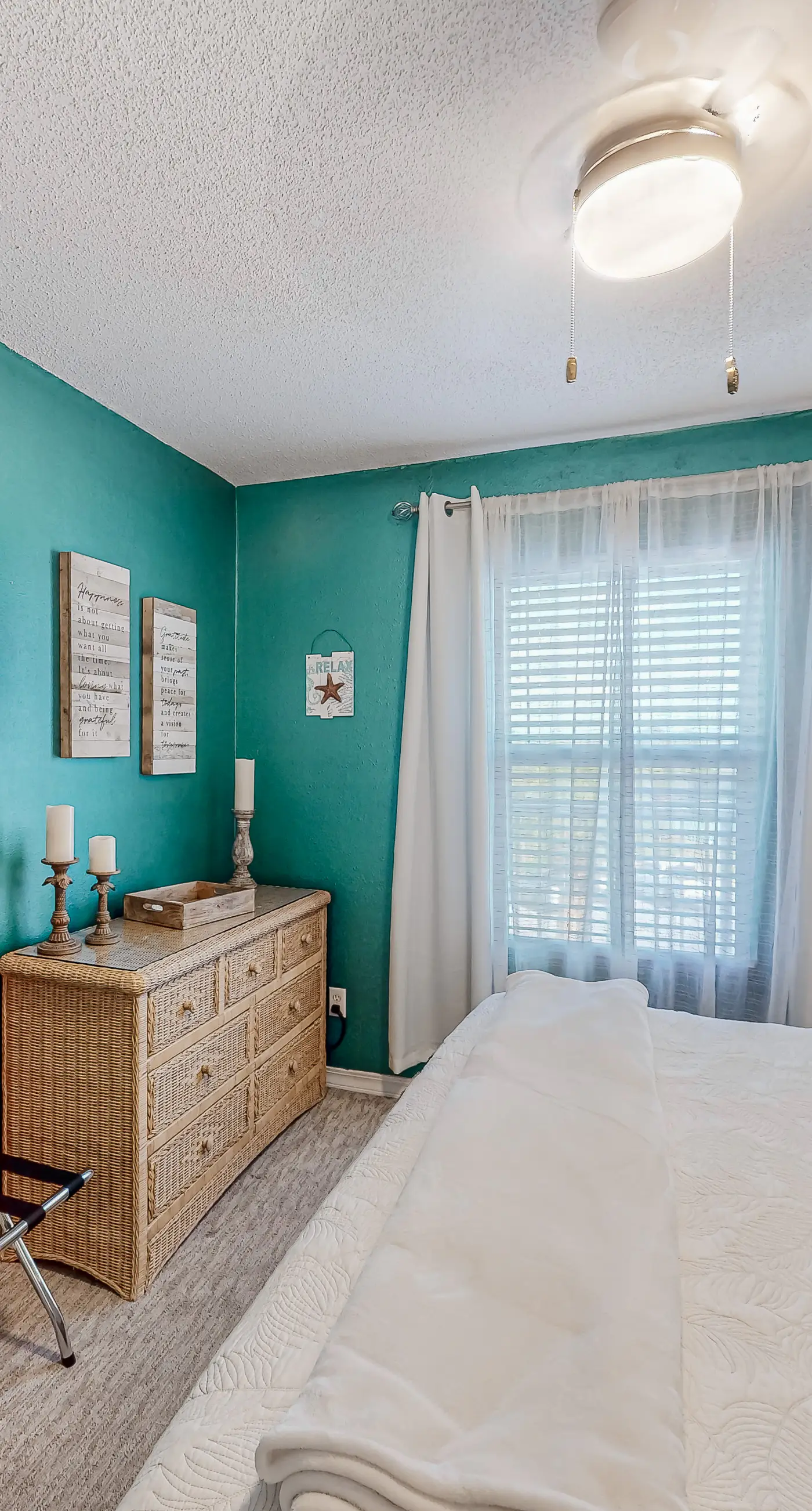 Pet-friendly, pools, hot tub & balcony with Gulf-side calm