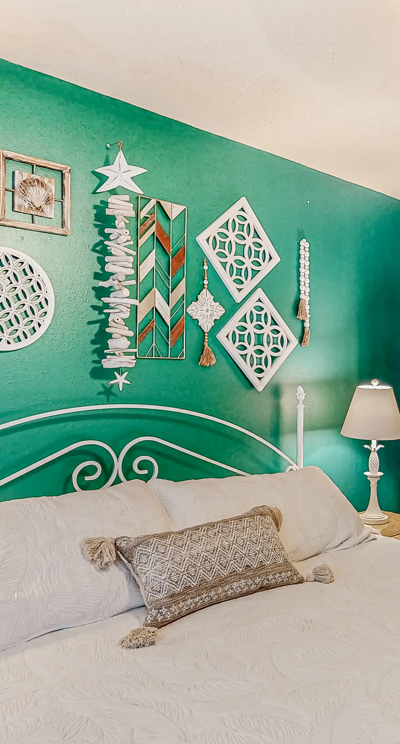 Pet-friendly, pools, hot tub & balcony with Gulf-side calm