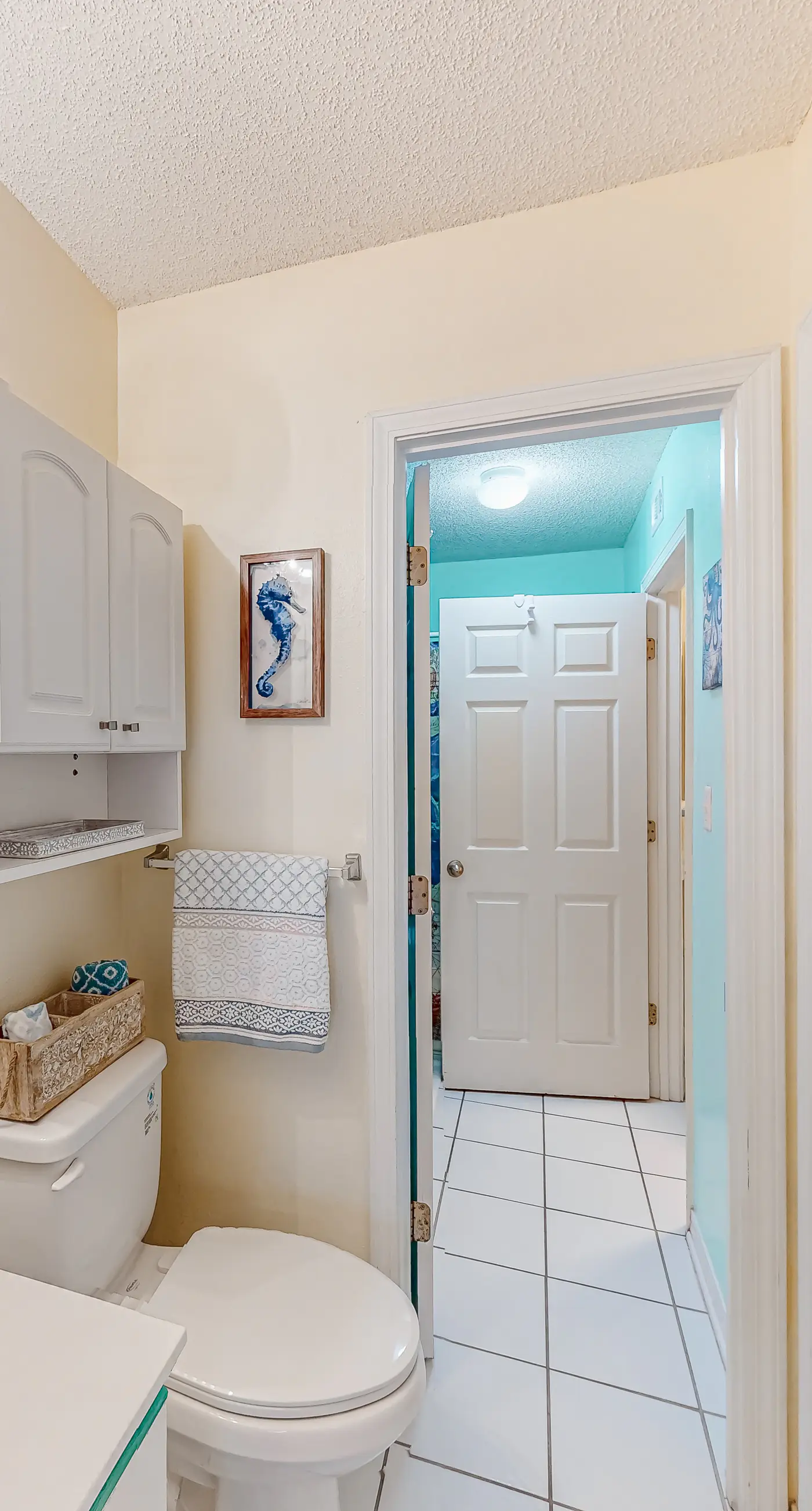 Pet-friendly, pools, hot tub & balcony with Gulf-side calm