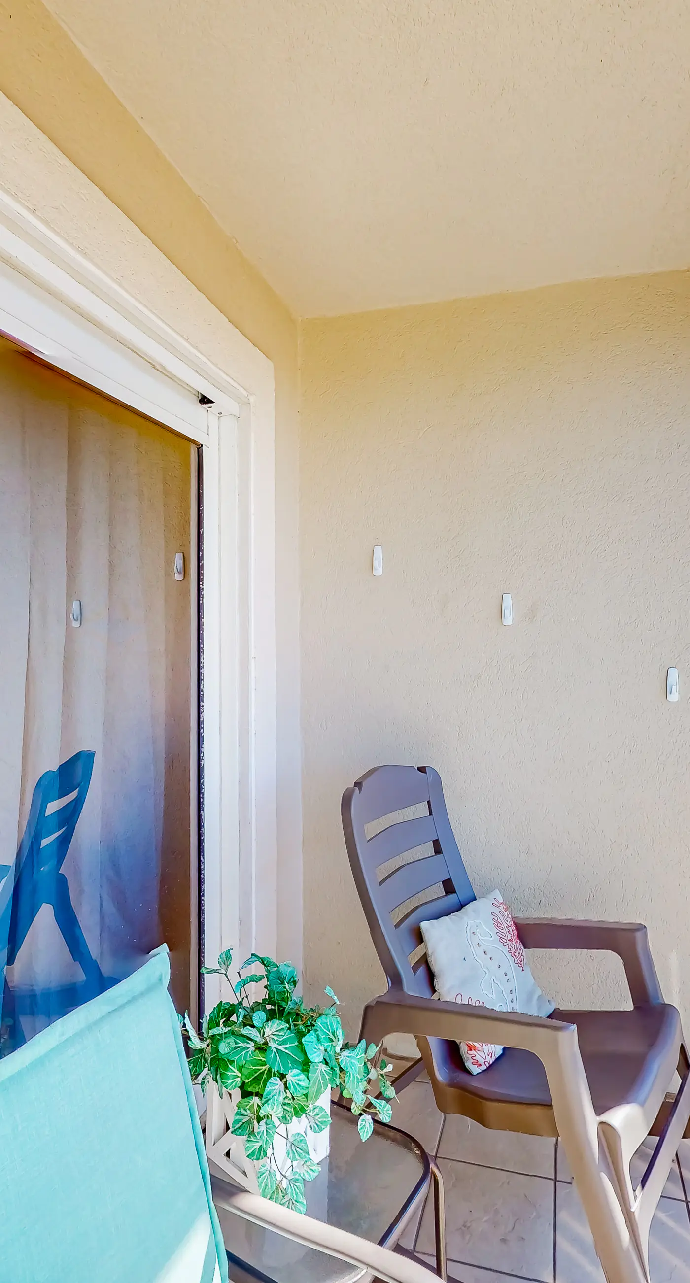 Pet-friendly, pools, hot tub & balcony with Gulf-side calm