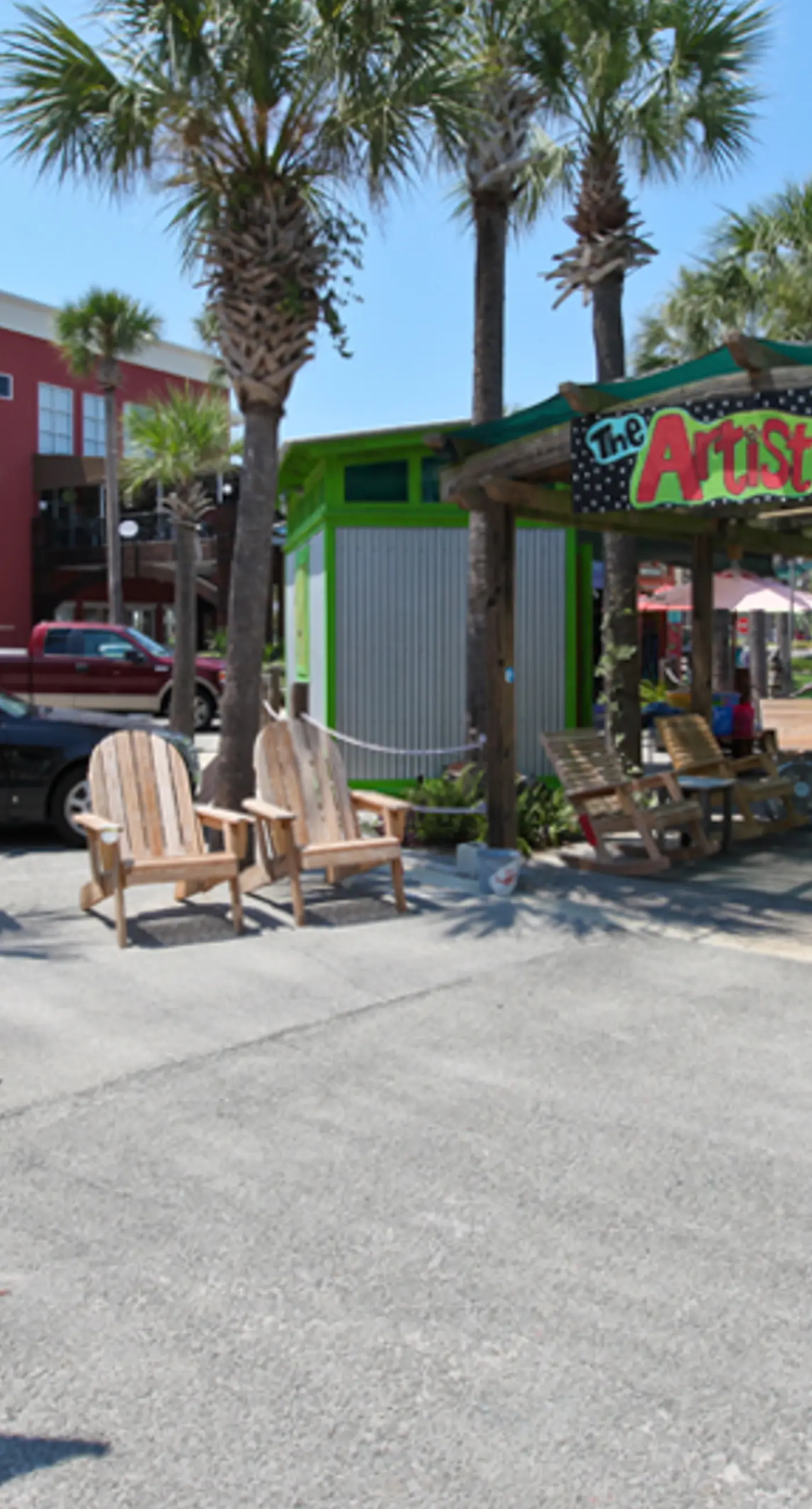 Cozy Hotel-Style- near beach & dining with kitchenette, pools, hot tub, & tennis