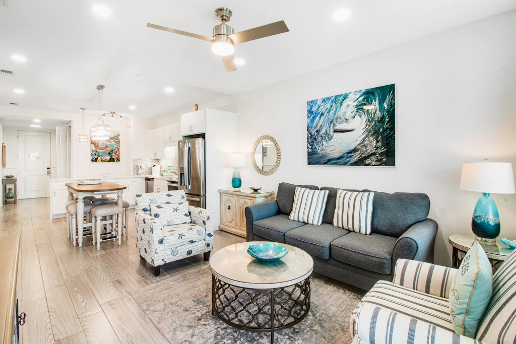 Newly built condo with WiFi, shared pools, hot tub, & private beach access