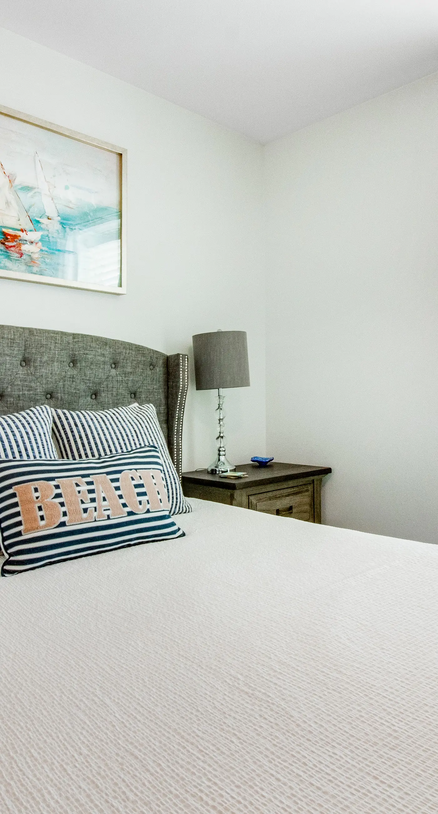 Newly built condo with WiFi, shared pools, hot tub, & private beach access