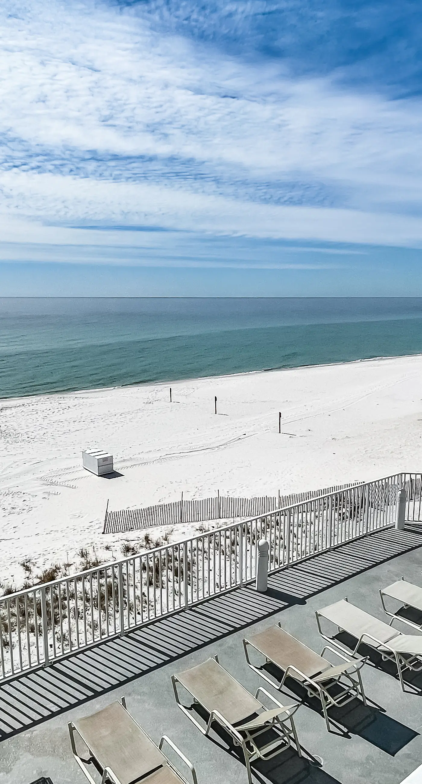 Inviting Gulf-front condo In Perdido Key with waterfront pool/hot tub and oceanfront balcony