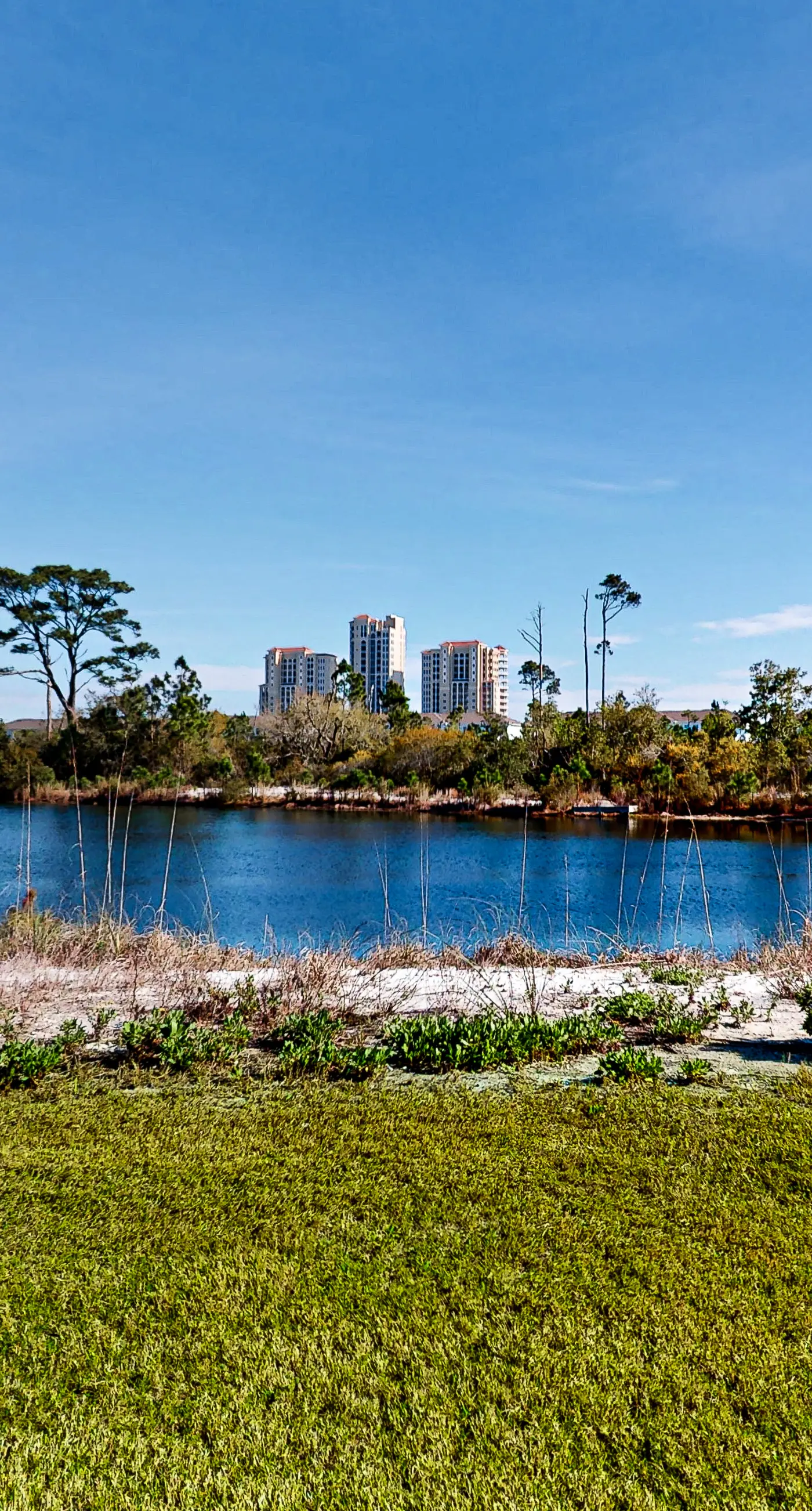 Perdido Key Incredible Lake Views, Beach Chairs & Umbrella