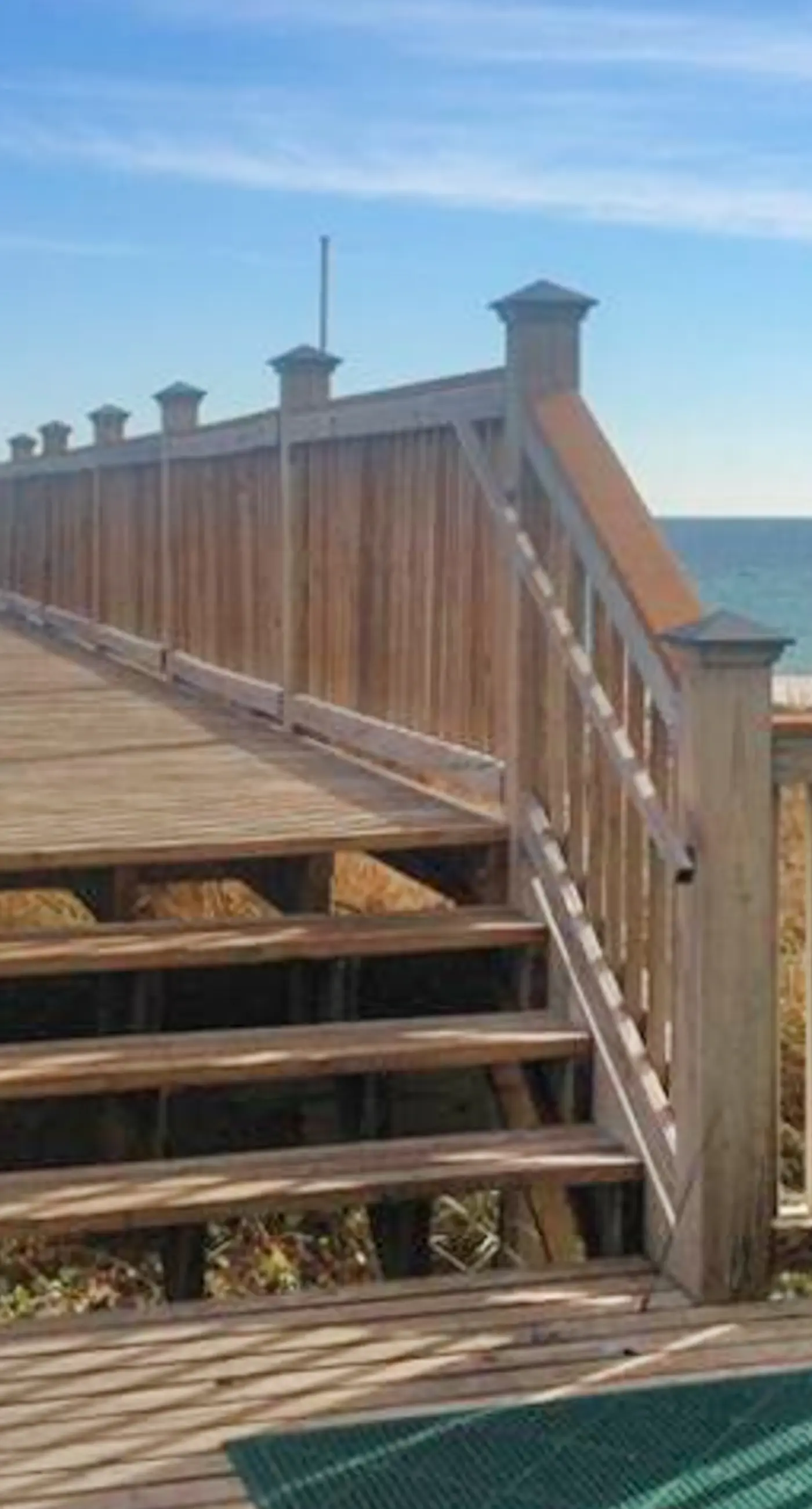 Inviting Gulf-front condo In Perdido Key with waterfront pool/hot tub and oceanfront balcony