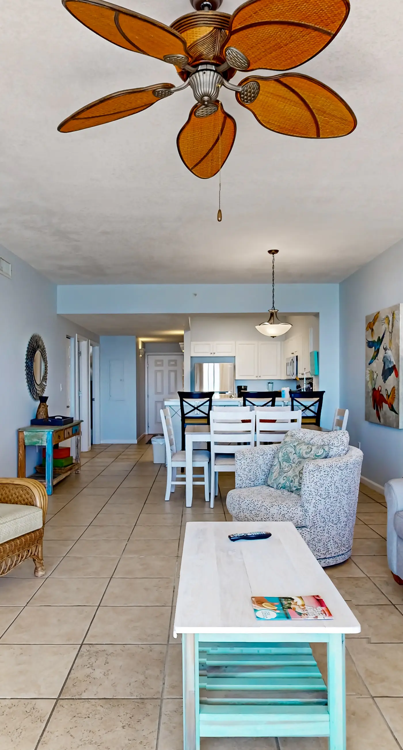 Inviting Gulf-front condo In Perdido Key with waterfront pool/hot tub and oceanfront balcony