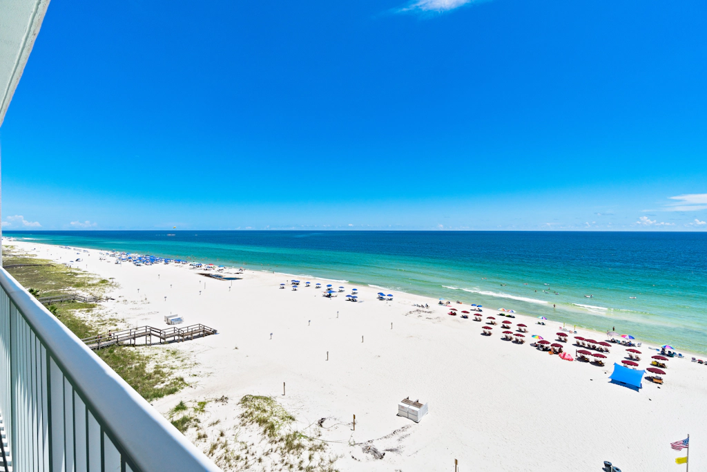 Inviting Gulf-front condo In Perdido Key with waterfront pool/hot tub and oceanfront balcony