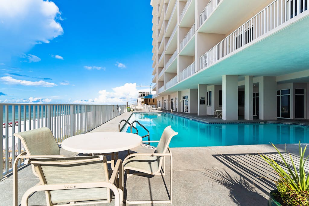Inviting Gulf-front condo In Perdido Key with waterfront pool/hot tub and oceanfront balcony