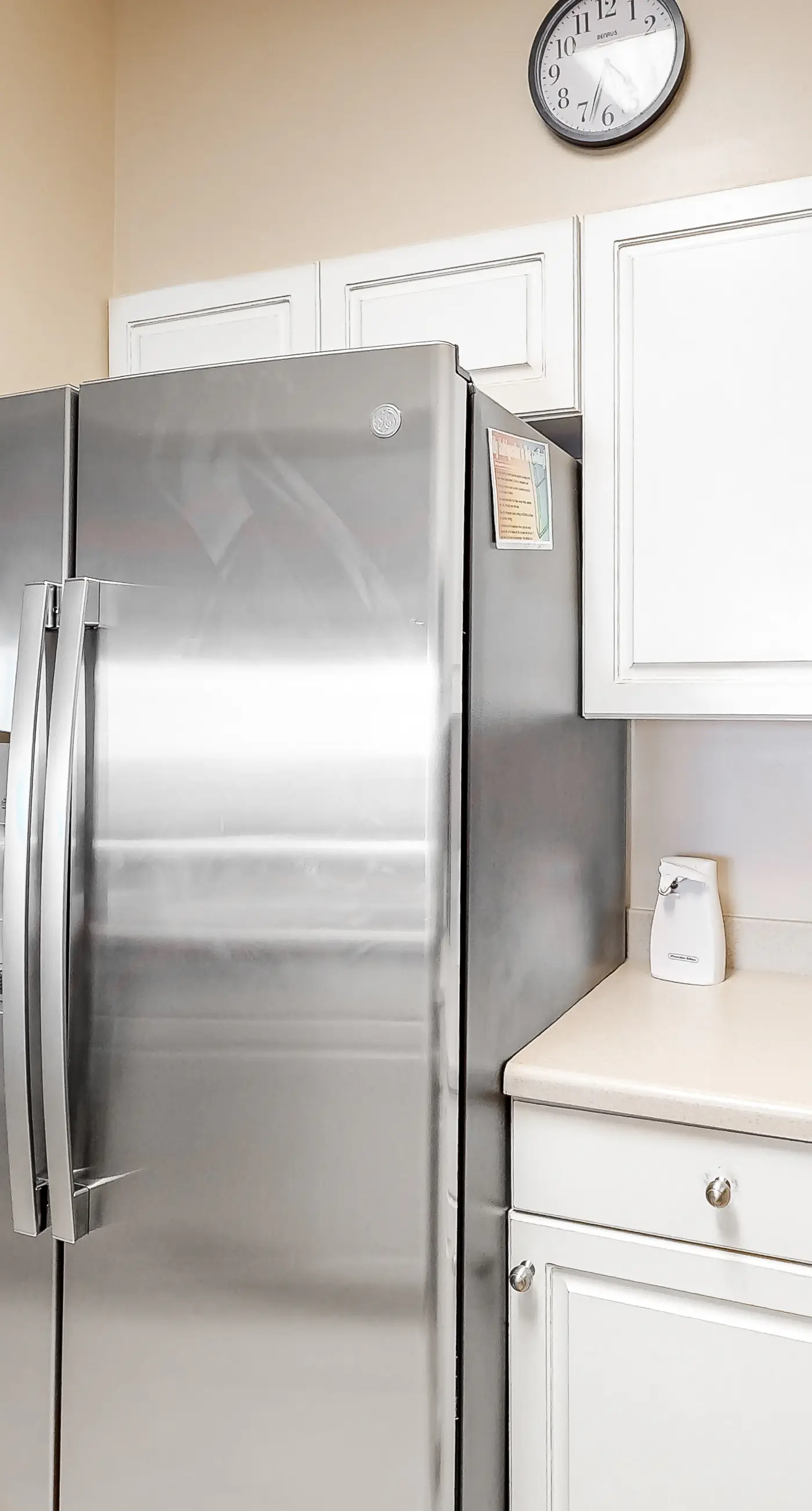 Inviting Gulf-front condo In Perdido Key with waterfront pool/hot tub and oceanfront balcony