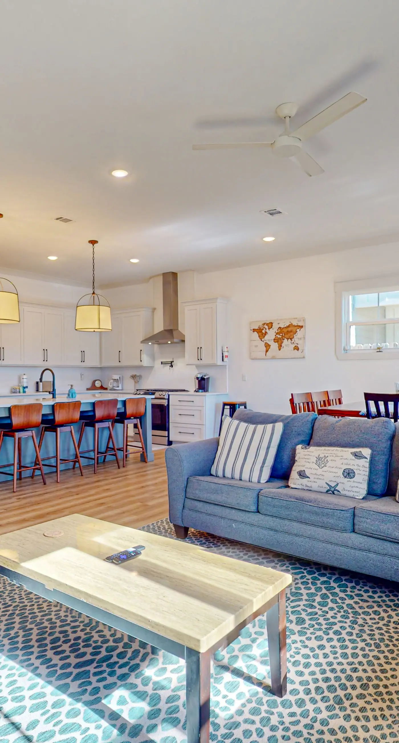 Gorgeous family home, plenty of space, family-friendly & close to everything