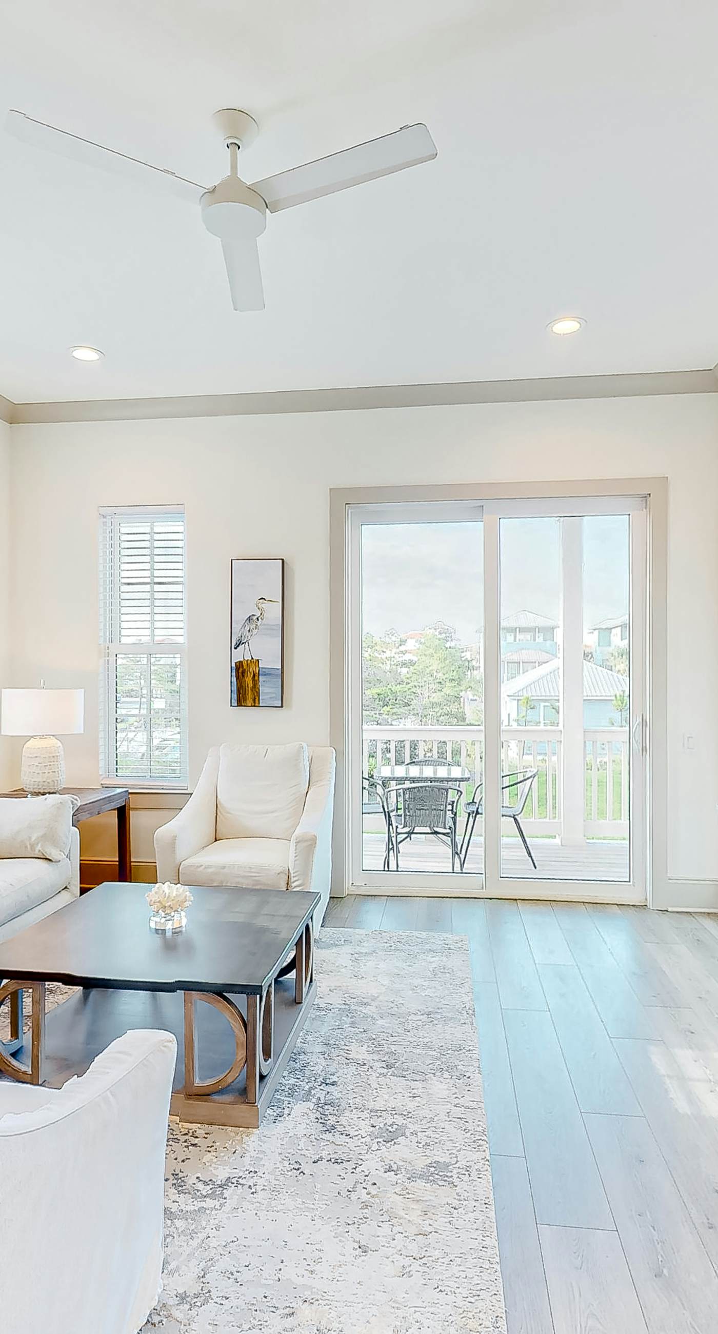 Second floor coastal condo with pool & hot tub access, WiFi, central AC, and W&D
