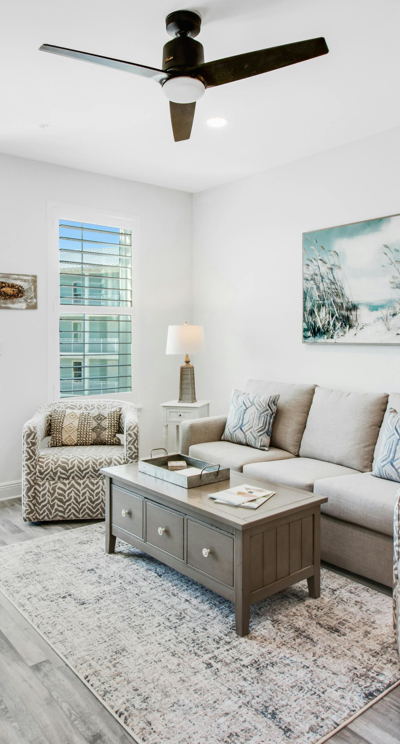 Luxury Family-Friendly Condo with Three Shared Pools, Hot Tubs, WiFi, AC, and W&D