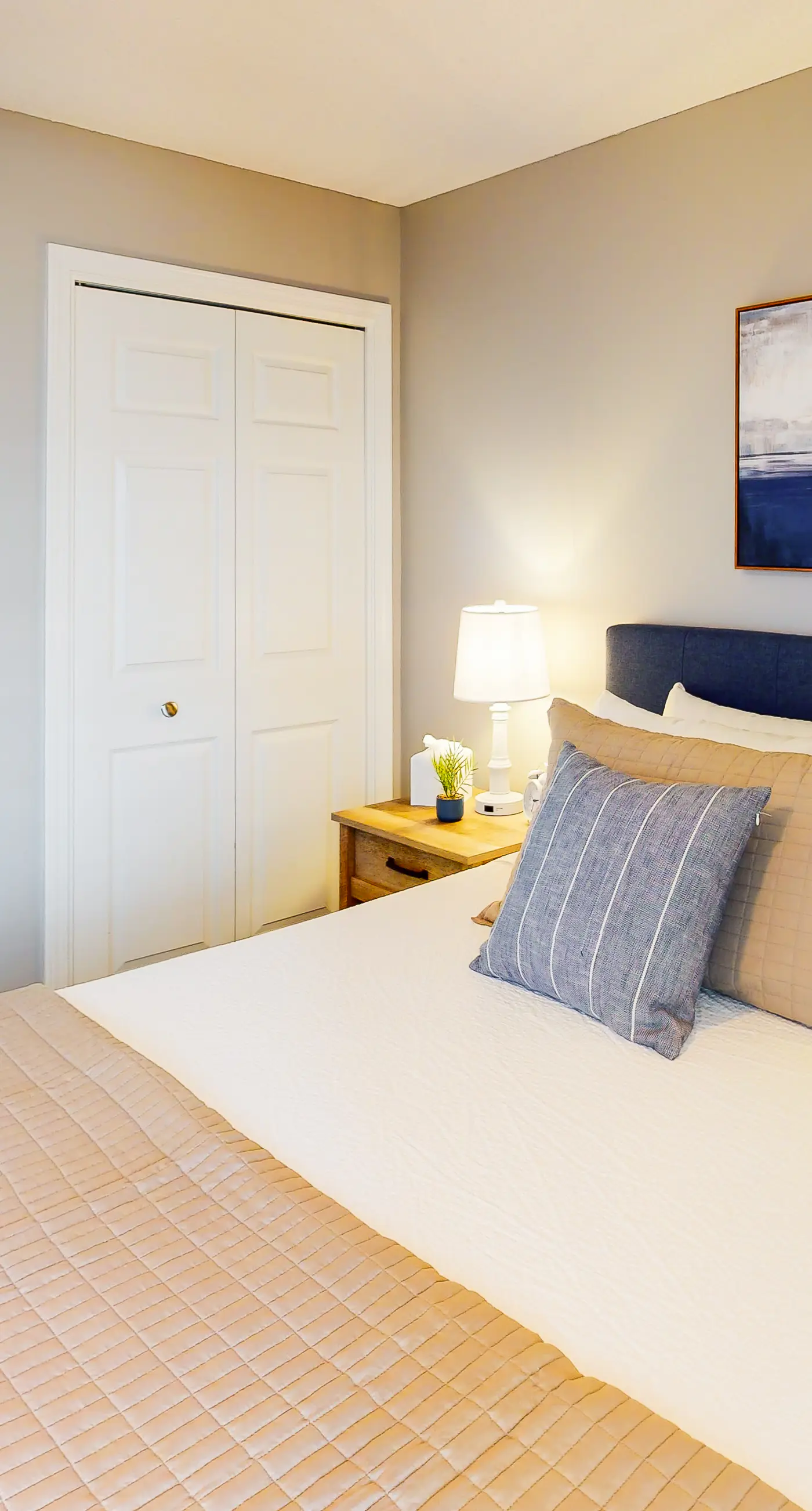 Stunning condo with a pool, hot tub, and a washer&dryer