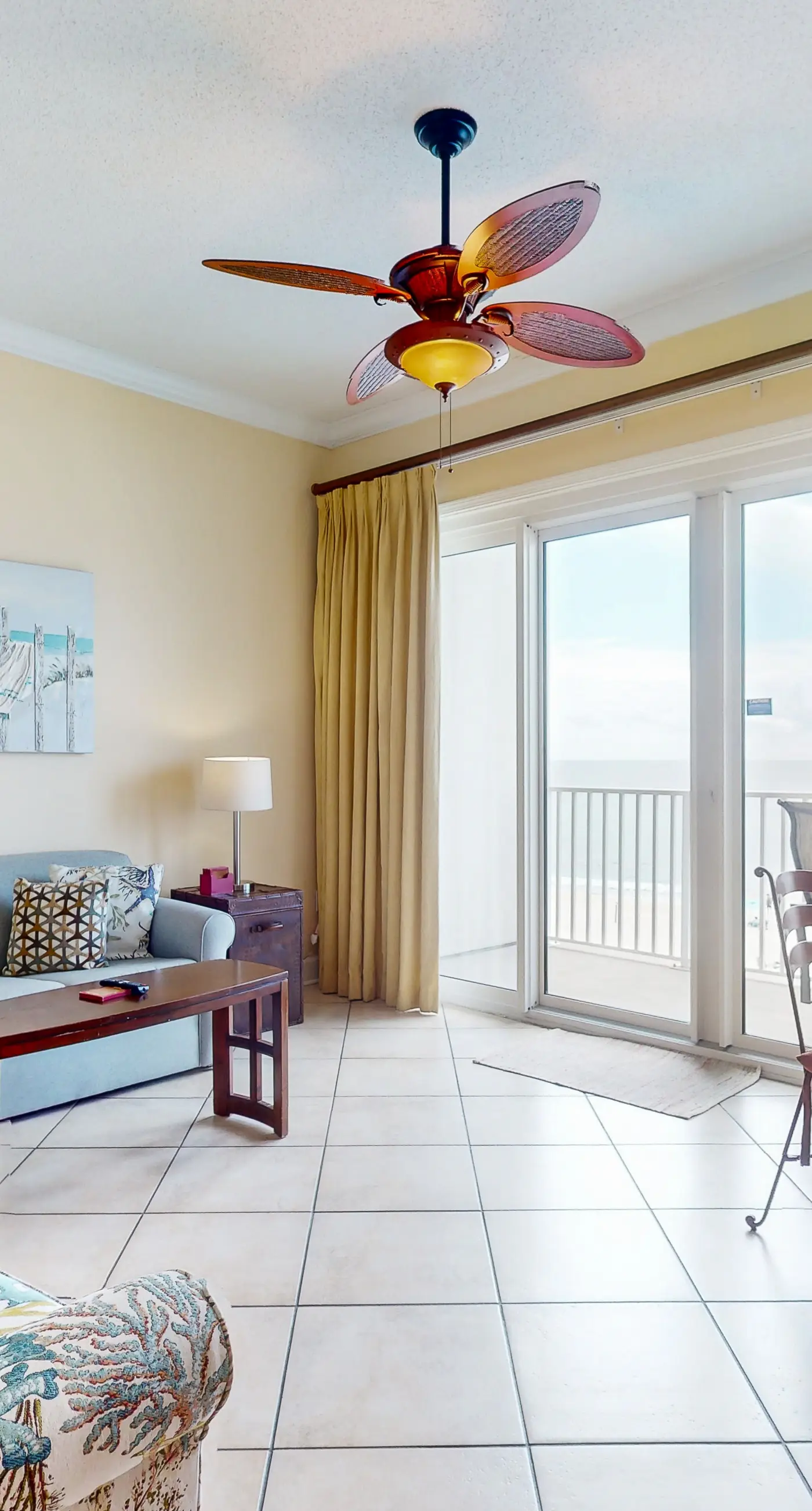 Inviting Gulf-front condo In Perdido Key with waterfront pool/hot tub and oceanfront balcony