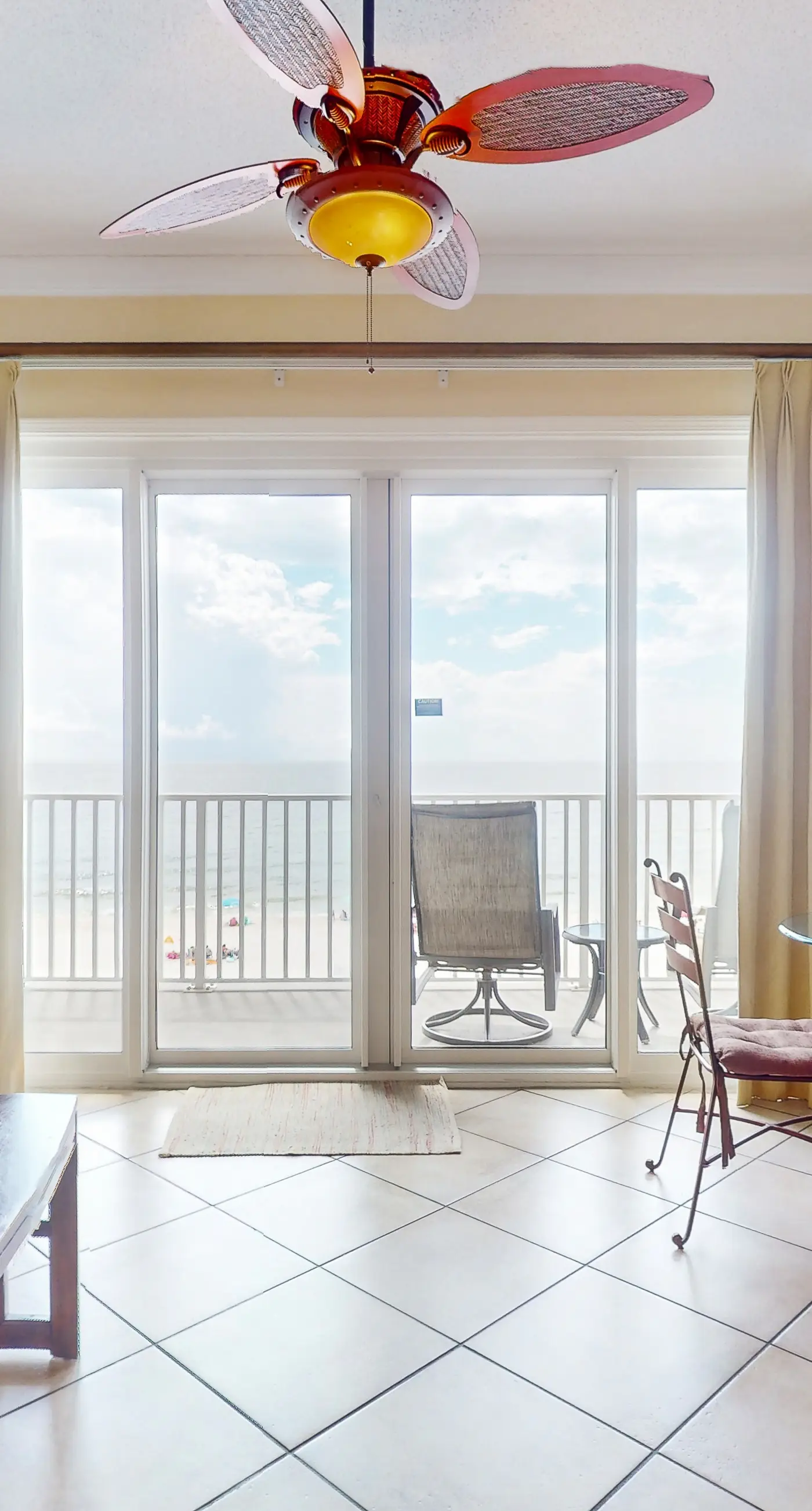 Inviting Gulf-front condo In Perdido Key with waterfront pool/hot tub and oceanfront balcony