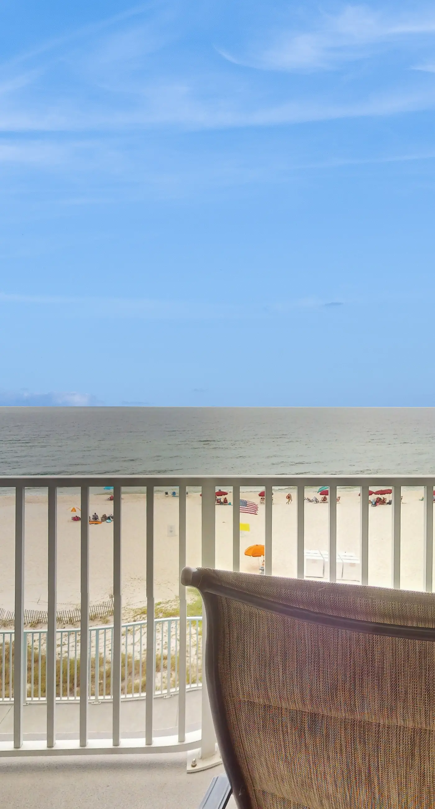 Inviting Gulf-front condo In Perdido Key with waterfront pool/hot tub and oceanfront balcony
