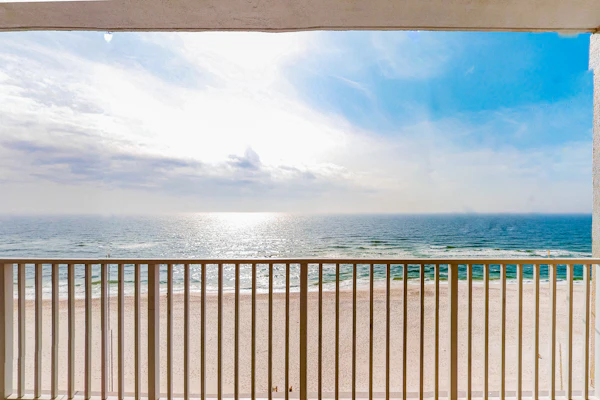 Inviting Gulf-front condo In Perdido Key with waterfront pool/hot tub and oceanfront balcony