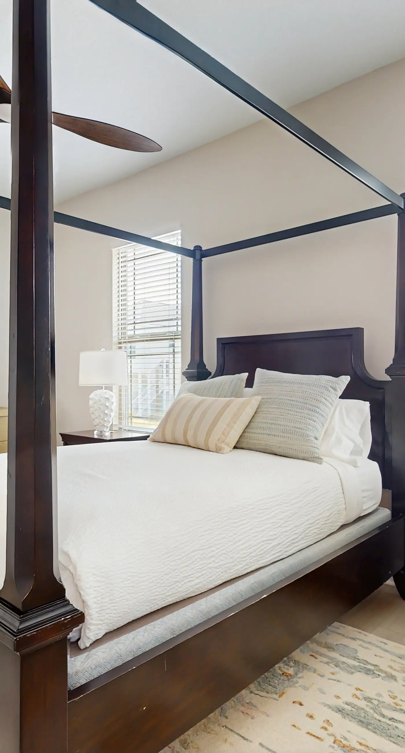 Nautical home in coastal community with shared pool, Wifi, Pet friendly