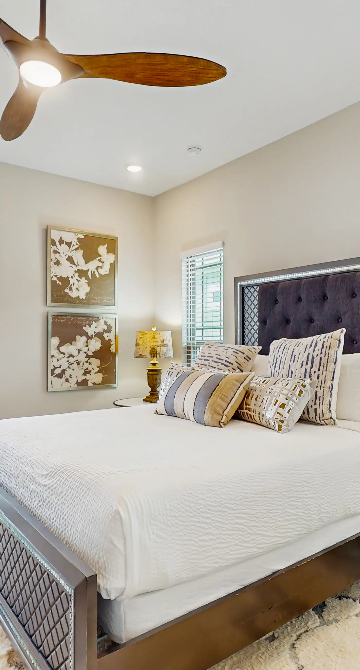 Nautical home in coastal community with shared pool, Wifi, Pet friendly