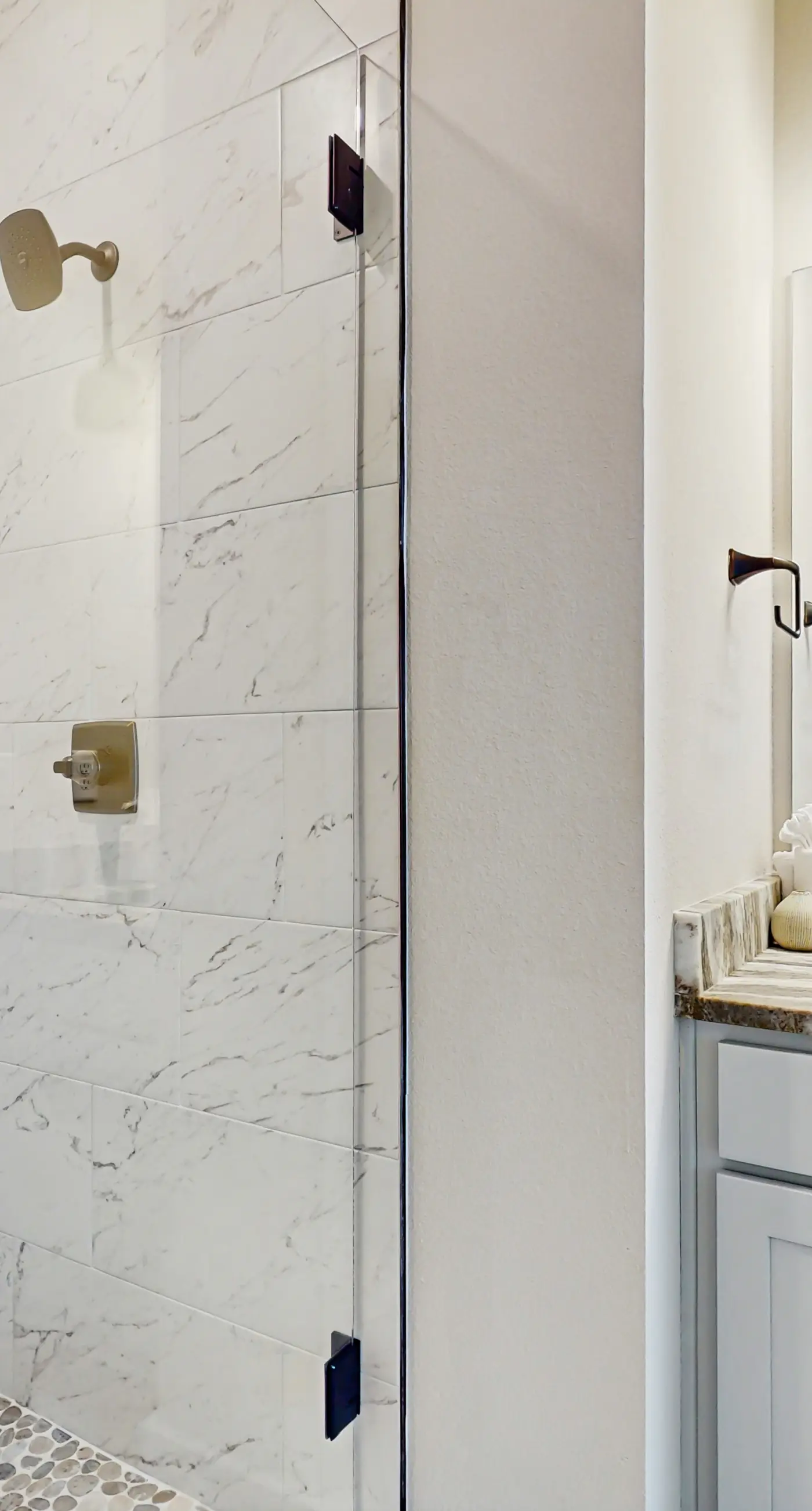 Nautical home in coastal community with shared pool, Wifi, Pet friendly