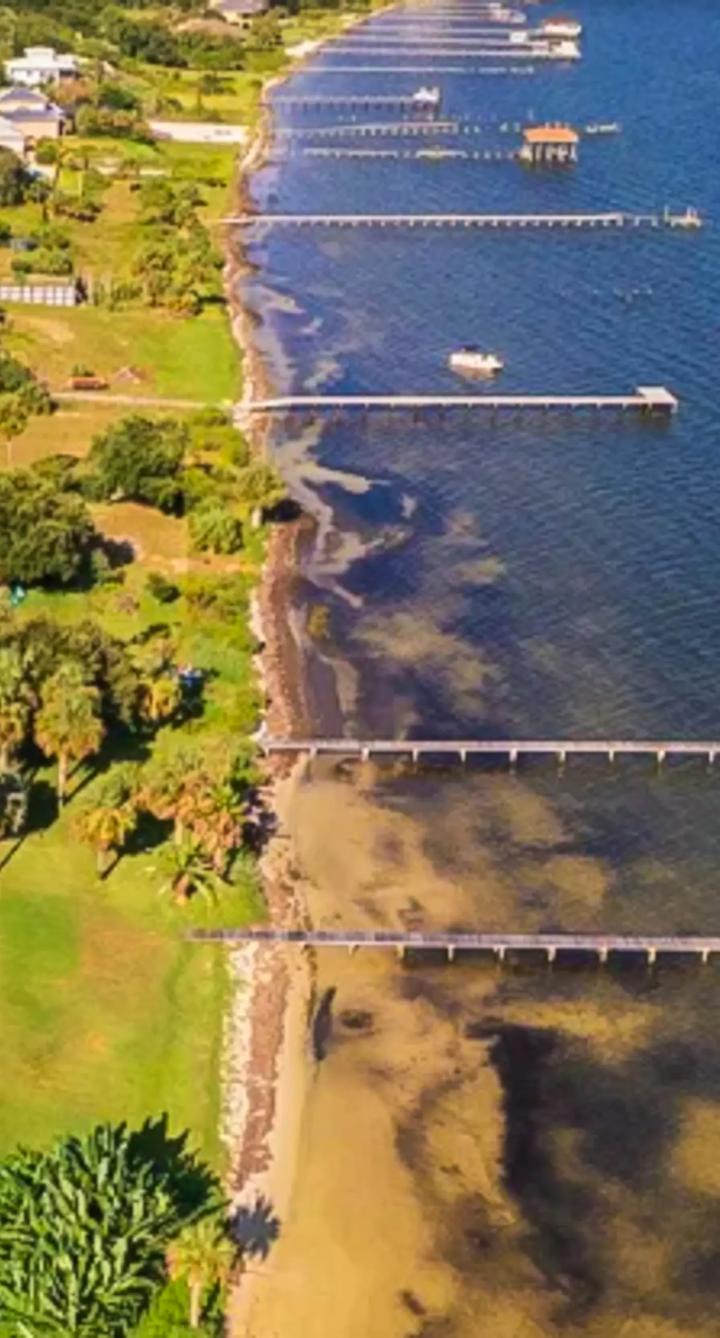 Waterfront Private Dock & Hot Tub, Pet Friendly HOME with Beach/Ocean views, Grill & Wifi
