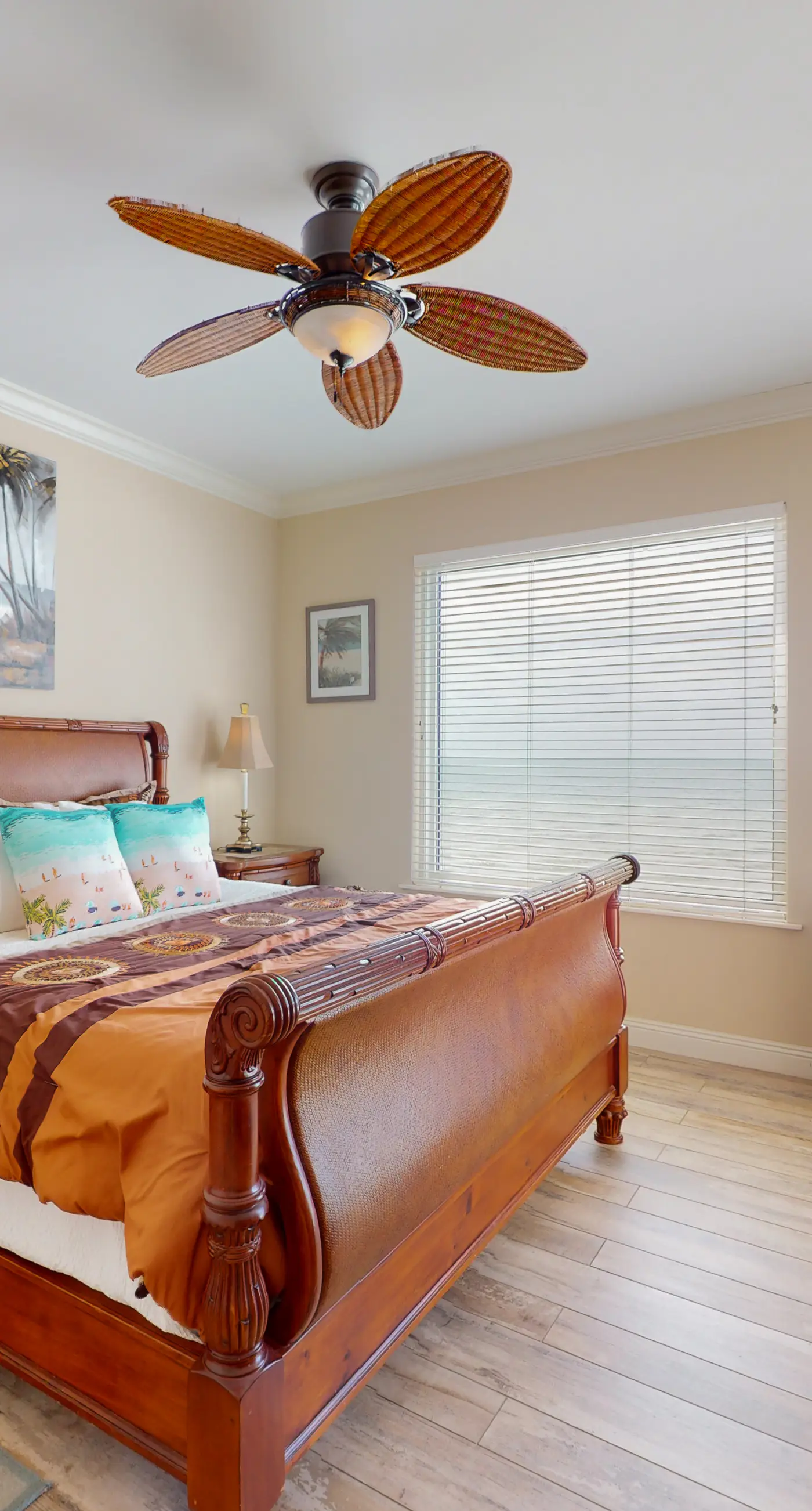 Gorgeous, cozy beachfront condo with pool, pool spa & beach access