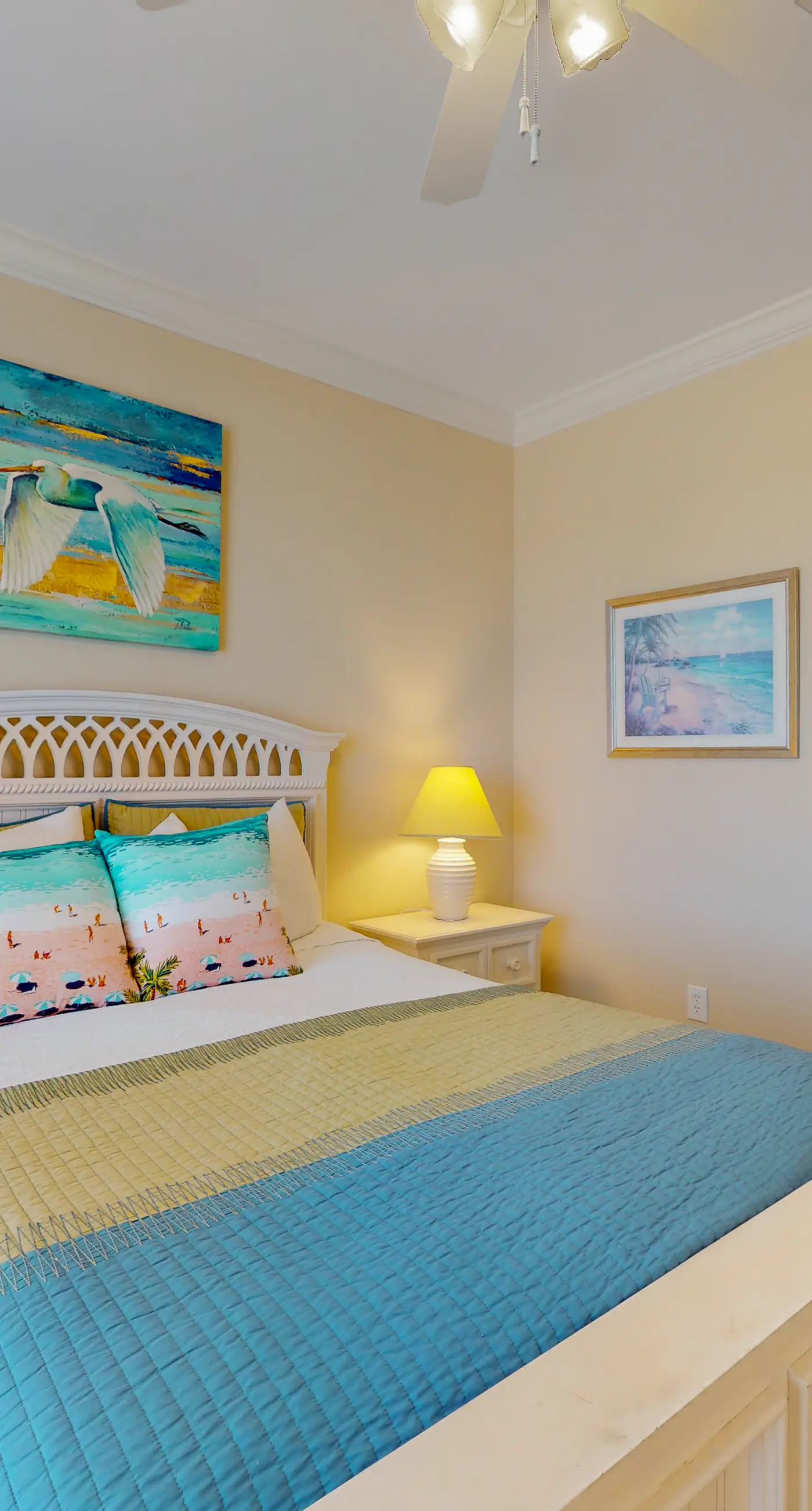 Gorgeous, cozy beachfront condo with pool, pool spa & beach access