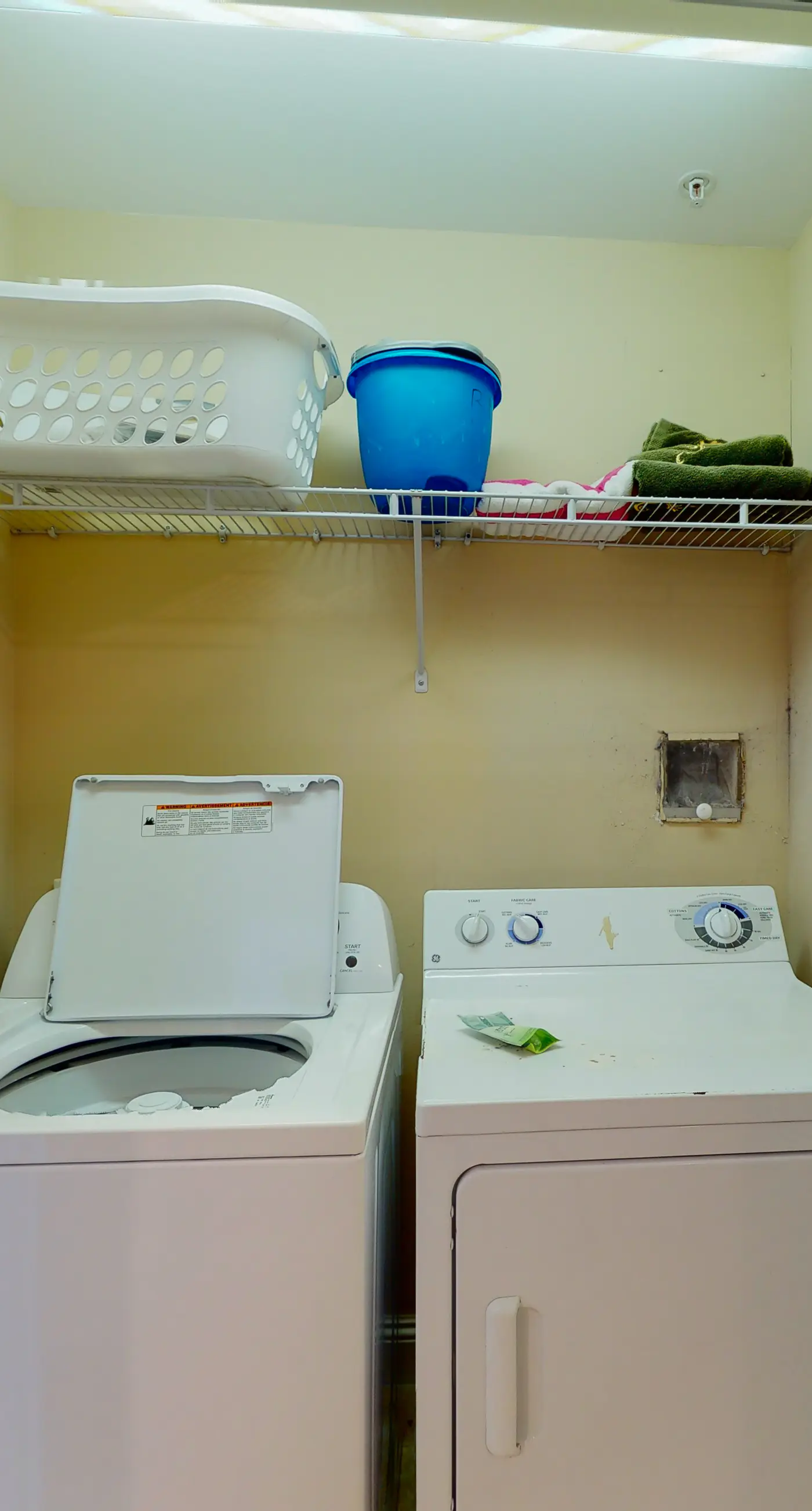 Gorgeous, cozy beachfront condo with pool, pool spa & beach access