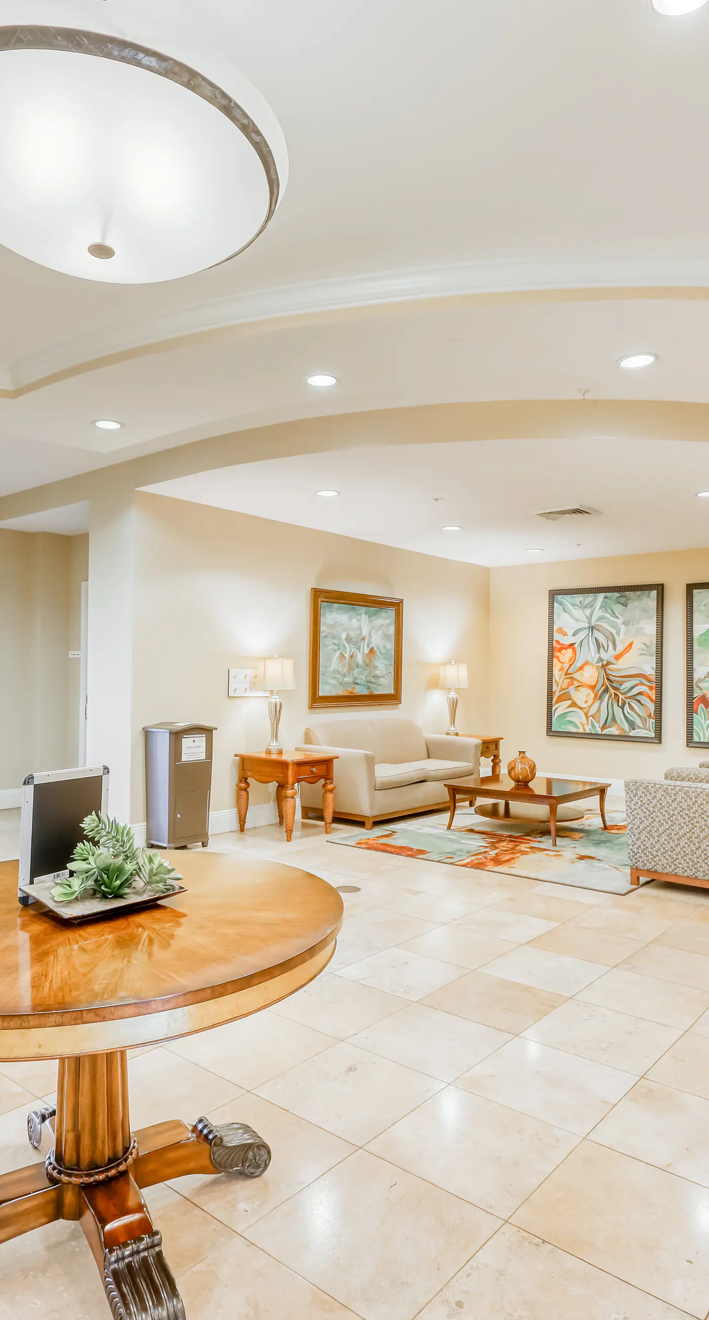 Gorgeous, cozy beachfront condo with pool, pool spa & beach access