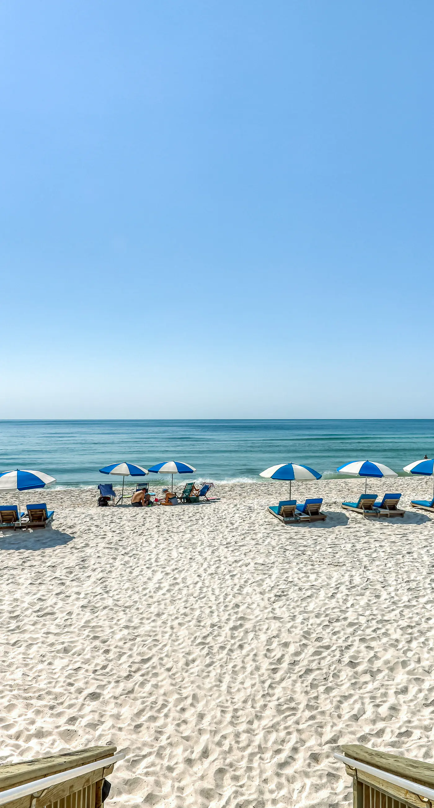 Gorgeous, cozy beachfront condo with pool, pool spa & beach access